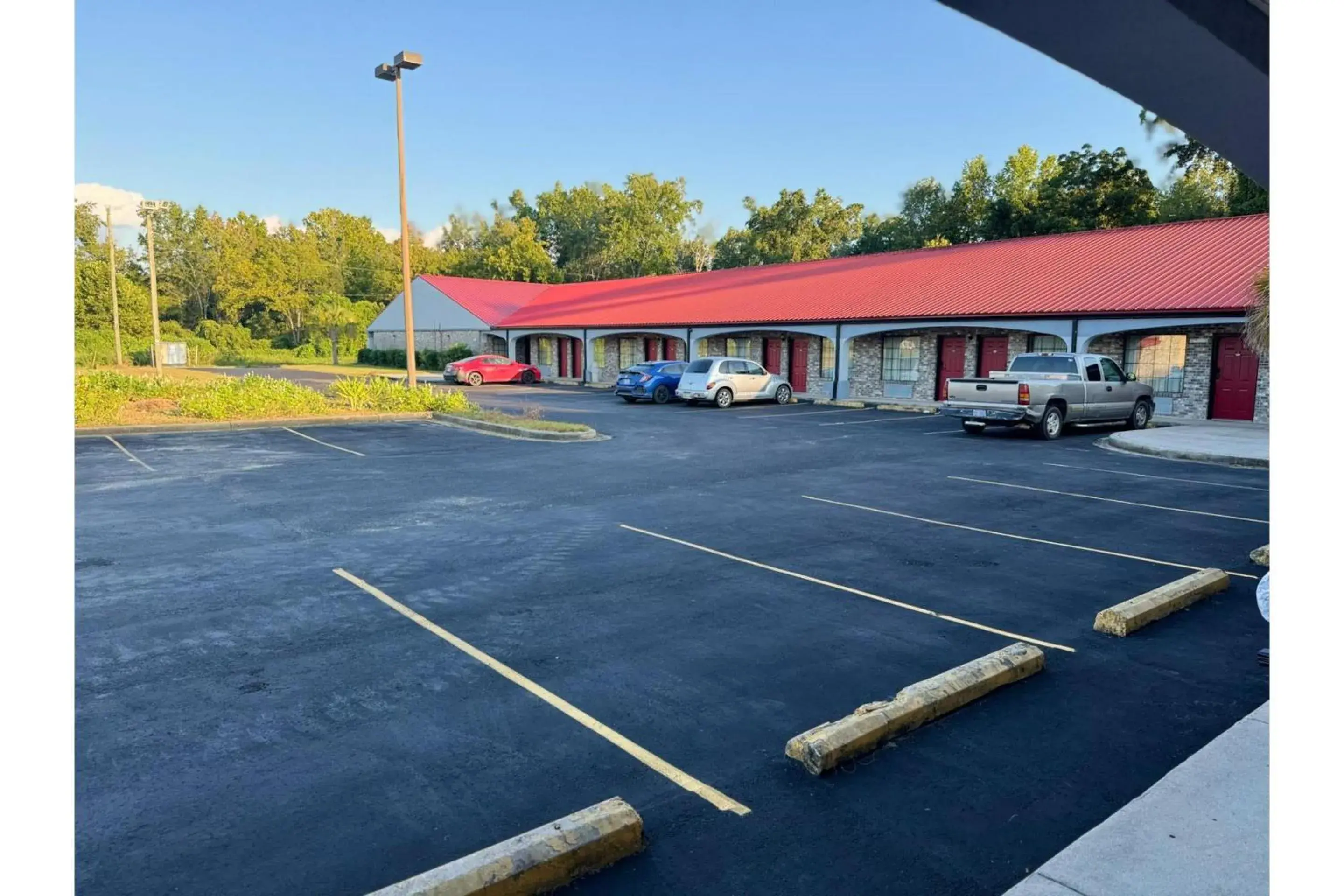 Parking in Budget Inn By Belvilla St George I-95 Parking in Budget Inn By Belvilla St George I-95