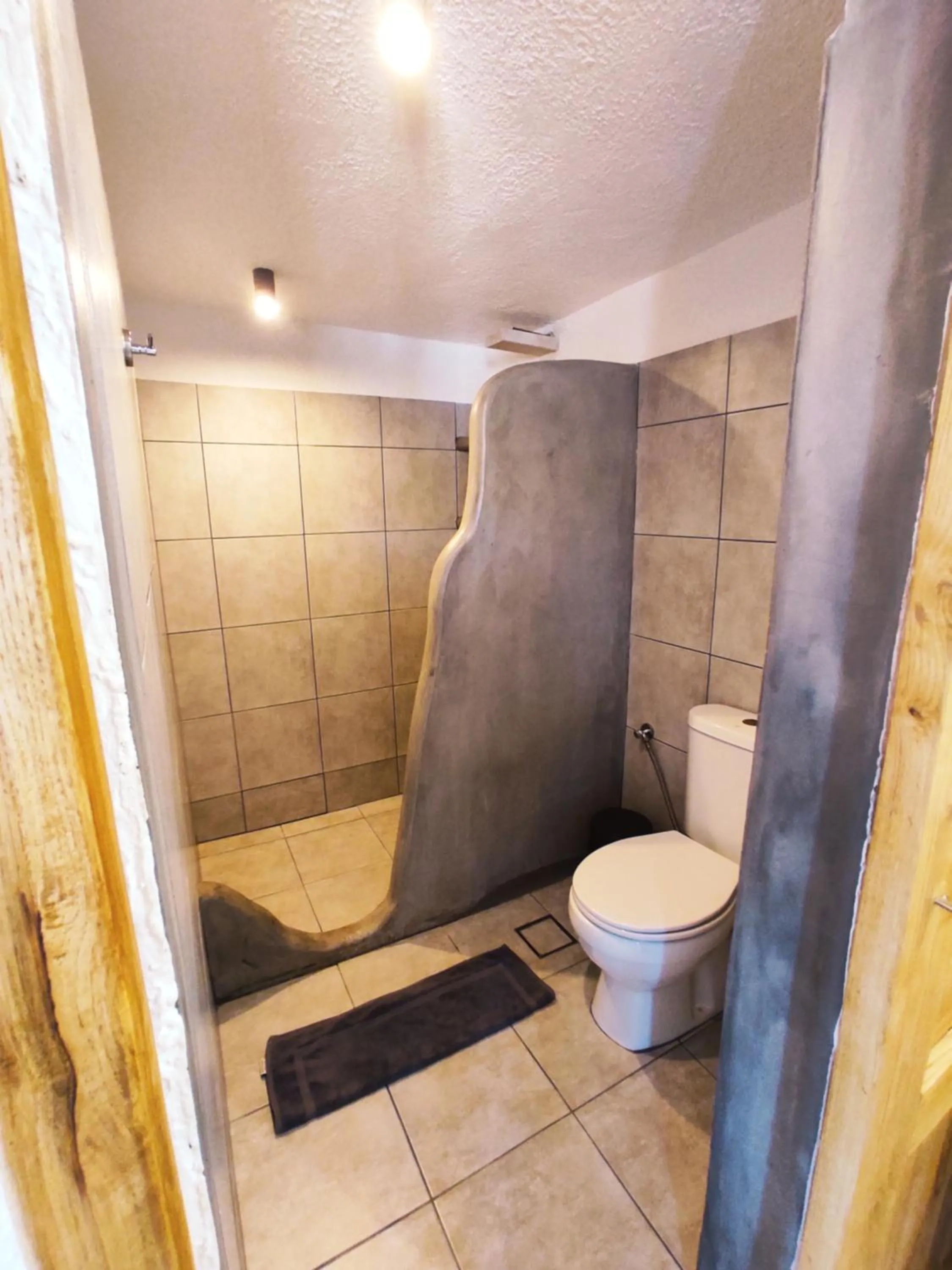 Toilet in Spongia Apartments Kalymnos