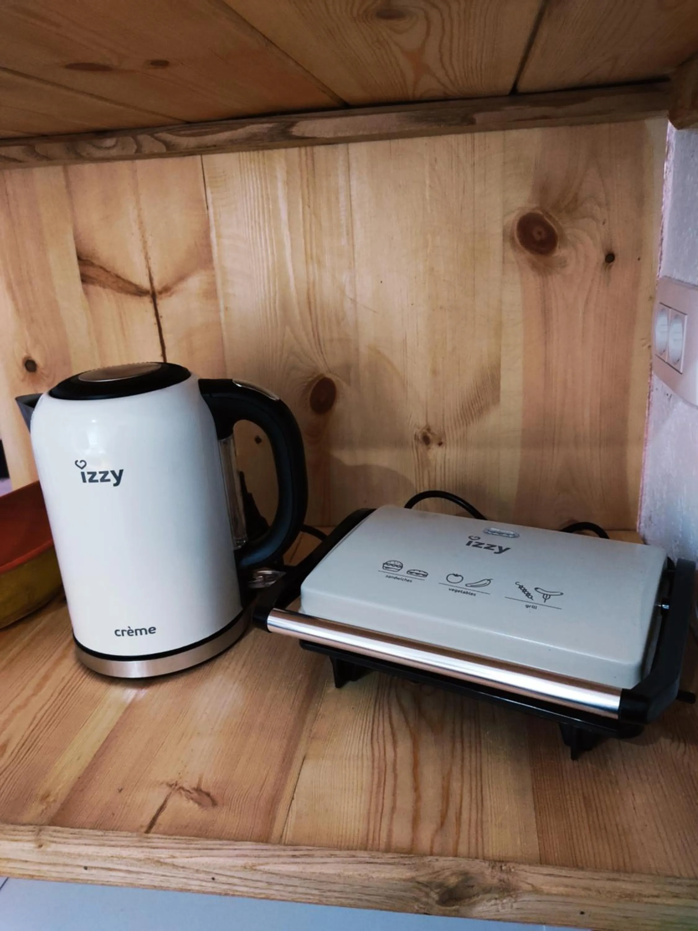 Decorative detail in Spongia Apartments Kalymnos
