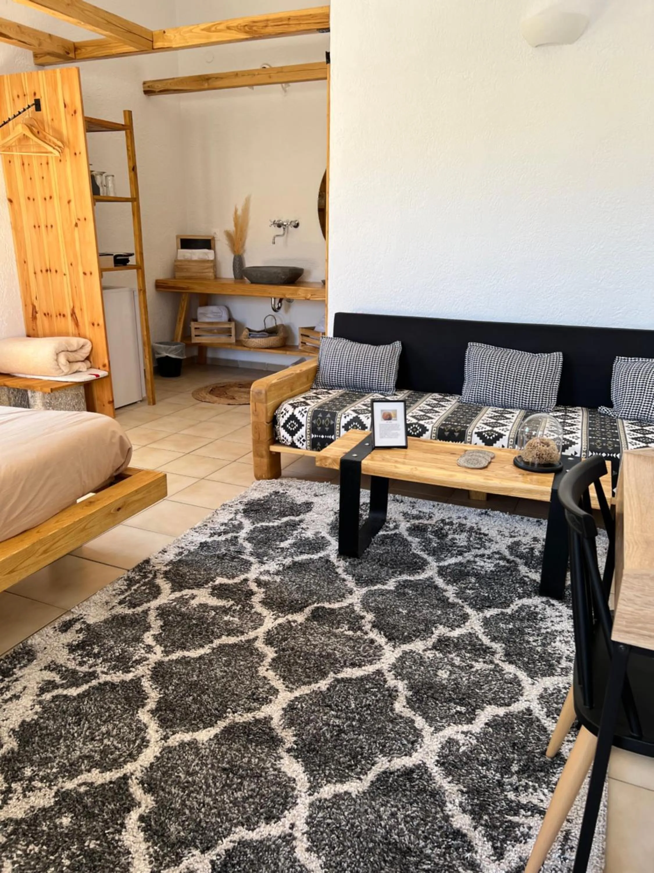 Living room, Bed in Spongia Apartments Kalymnos