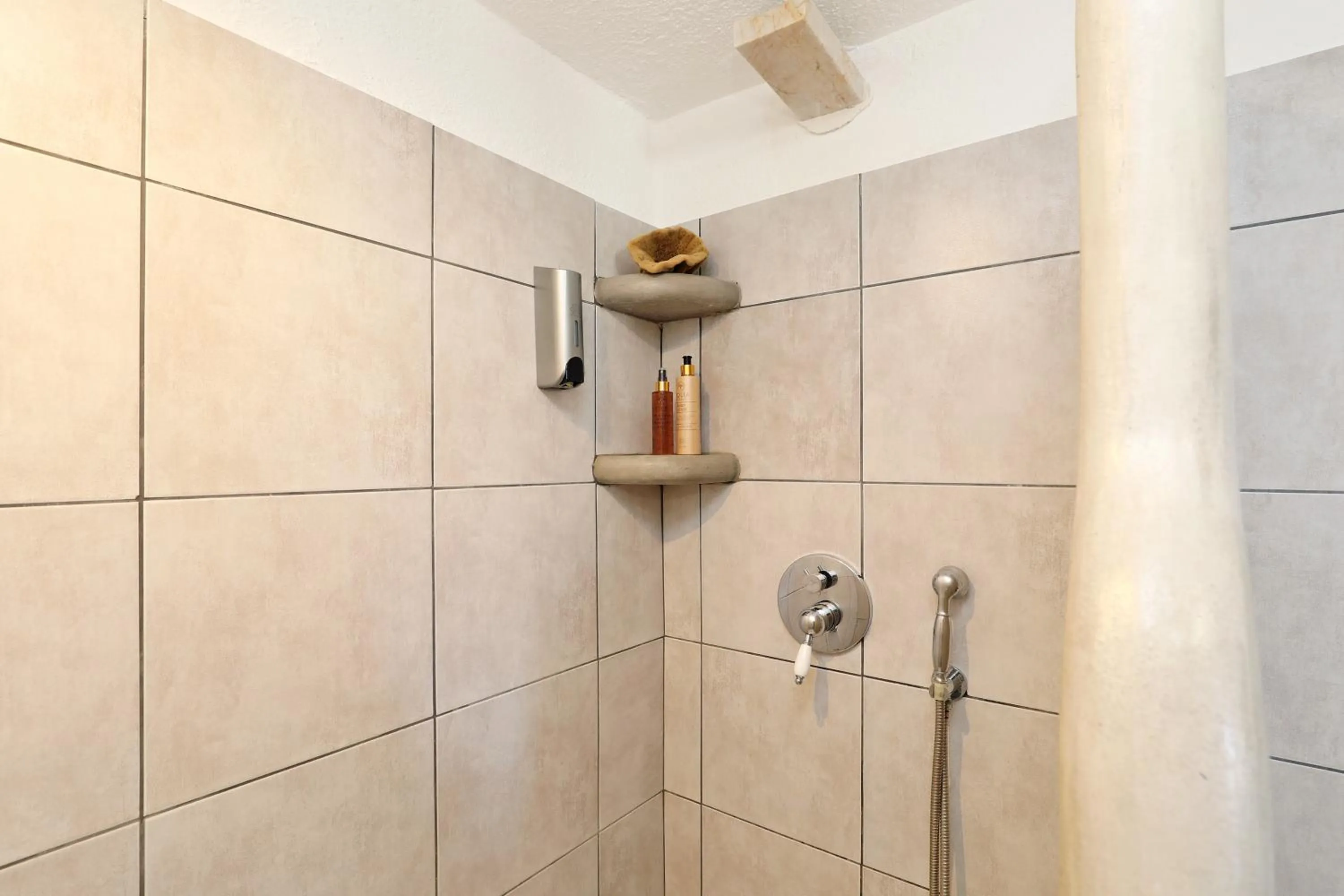 Bathroom in Spongia Apartments Kalymnos