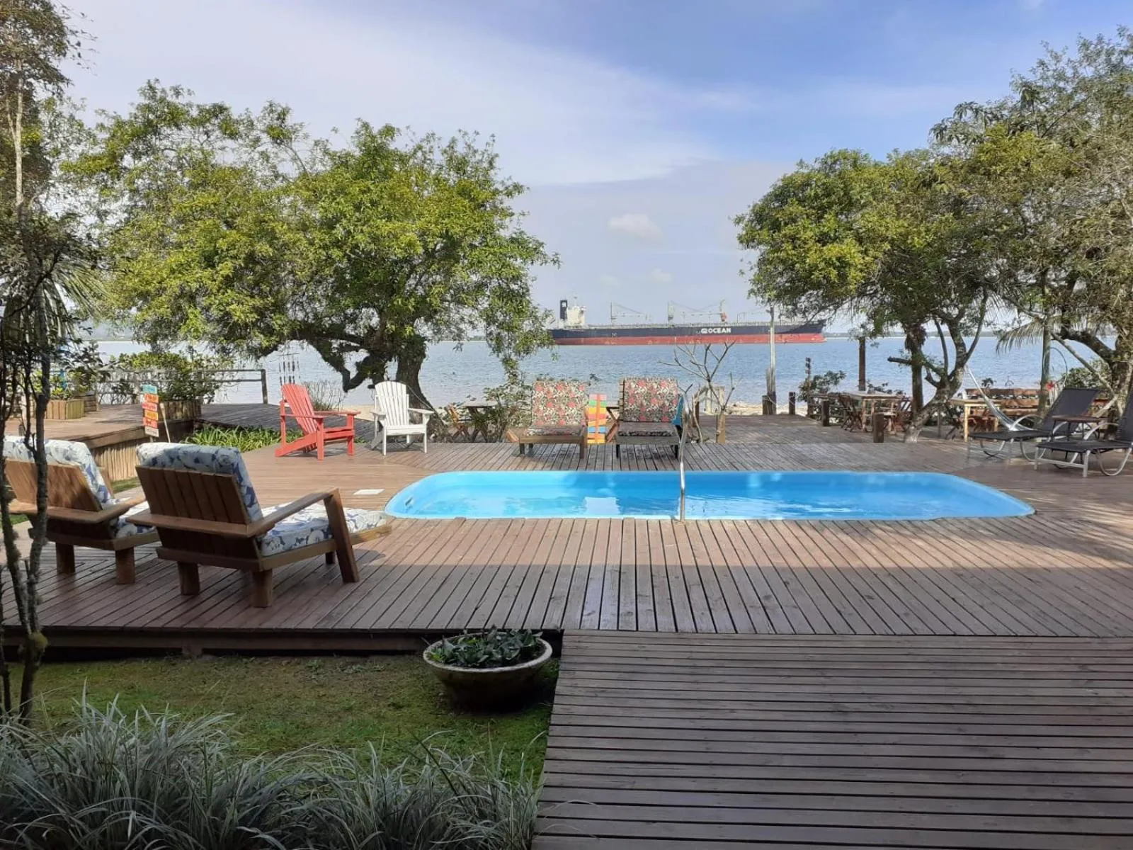 Swimming pool in Partner Itapoa by Marina