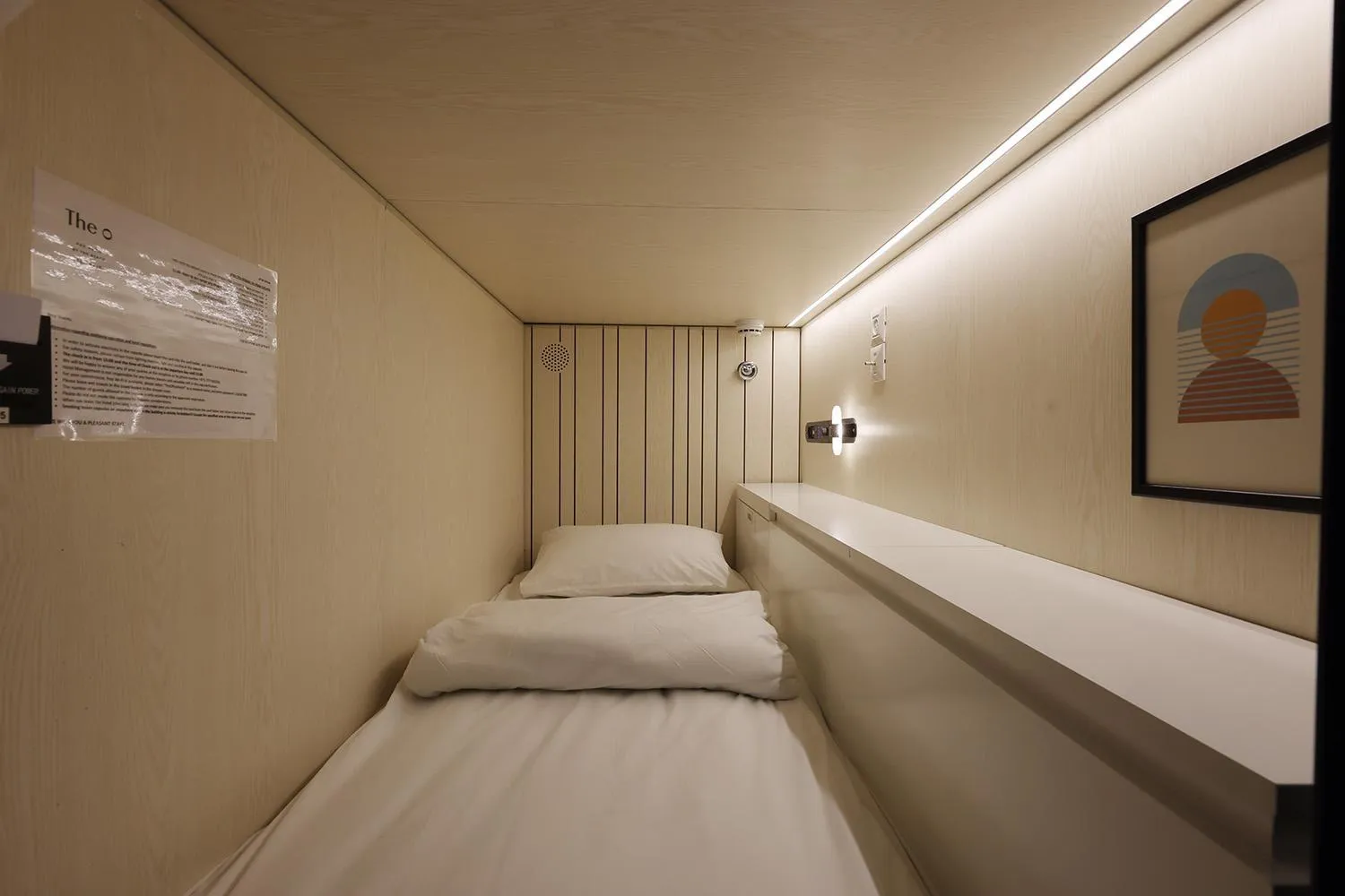 Photo of the whole room, Bed in The O Pod Capsule Hotel