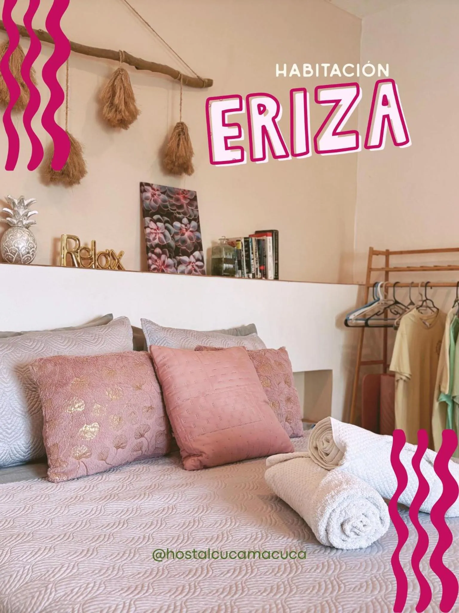 Bed in Hostal Cuca Macuca