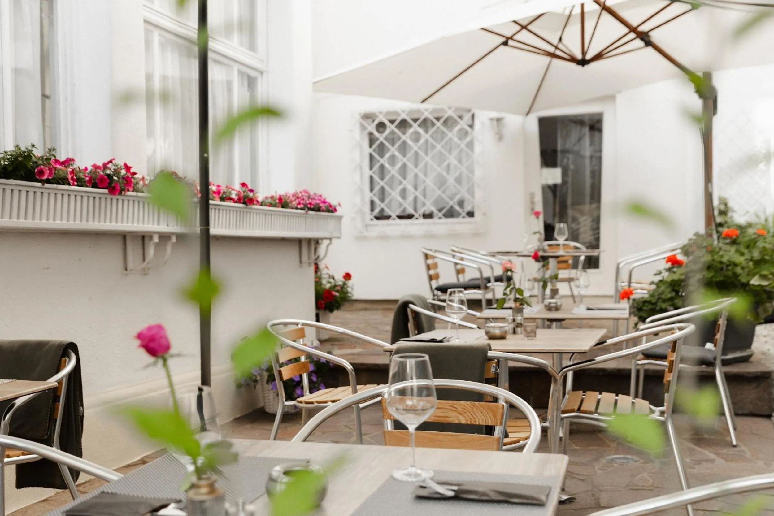 Restaurant/places to eat in Hotel Weisses Haus