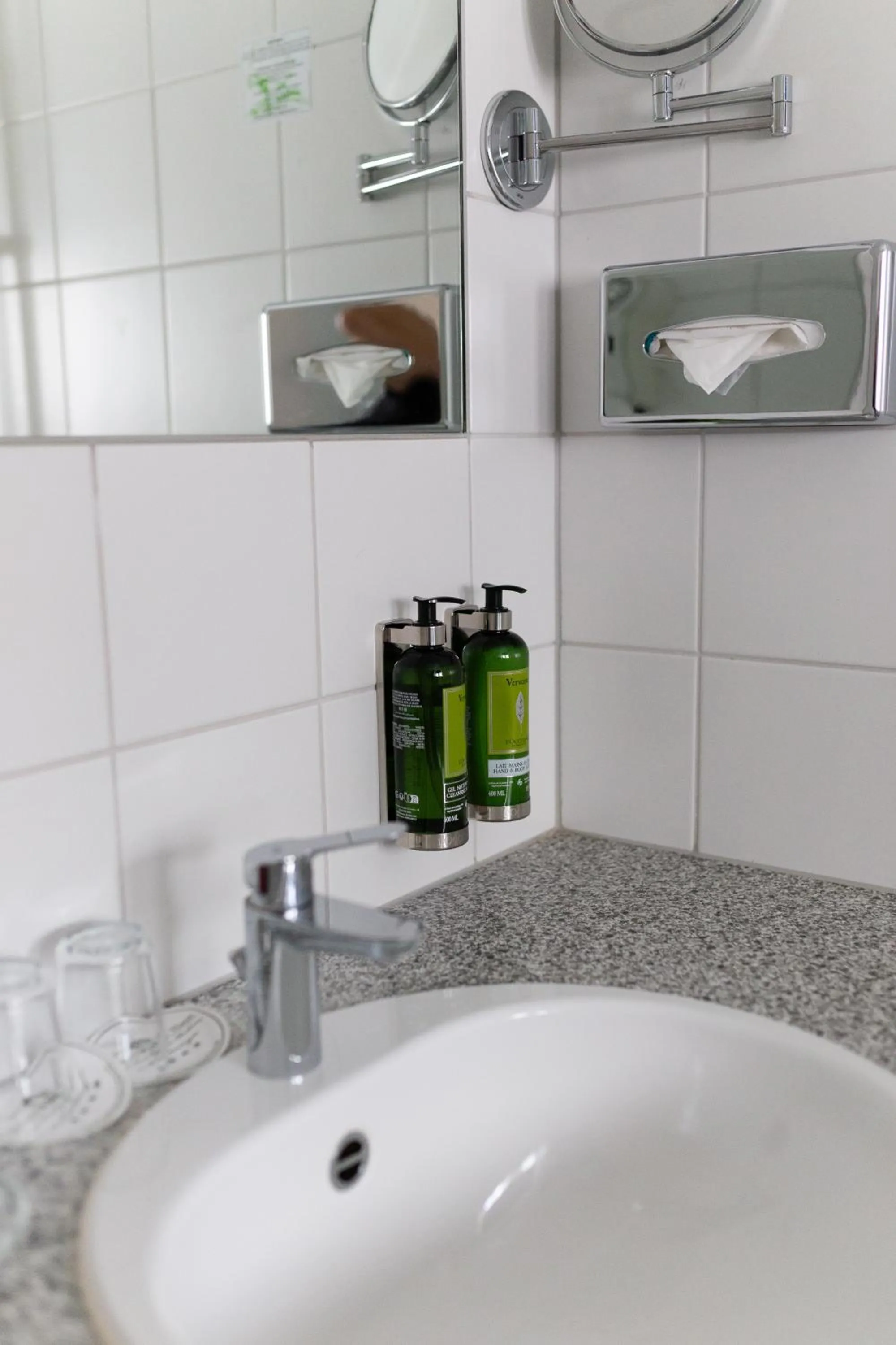 Bathroom in Hotel Weisses Haus