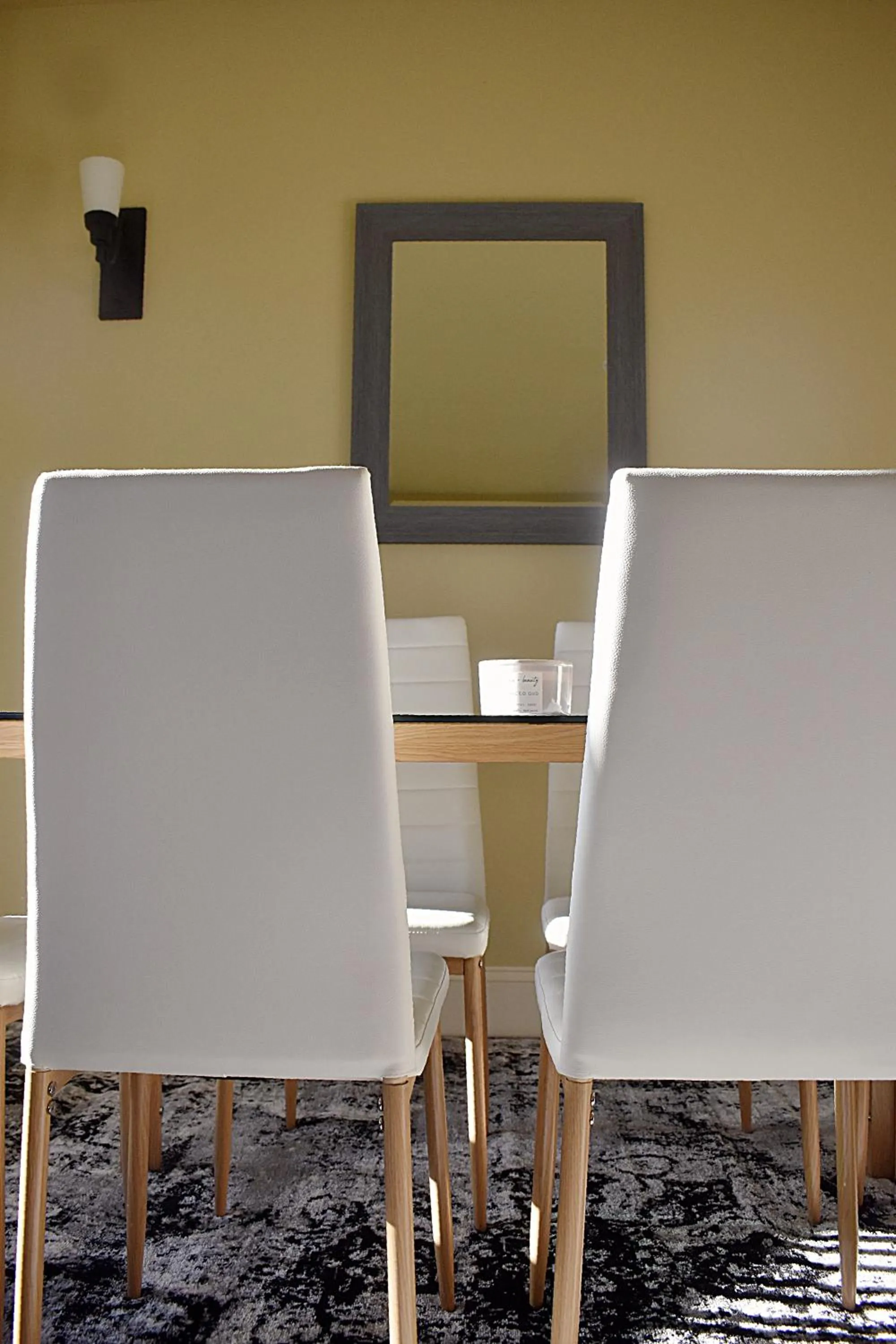 Dining area in Villa Luna