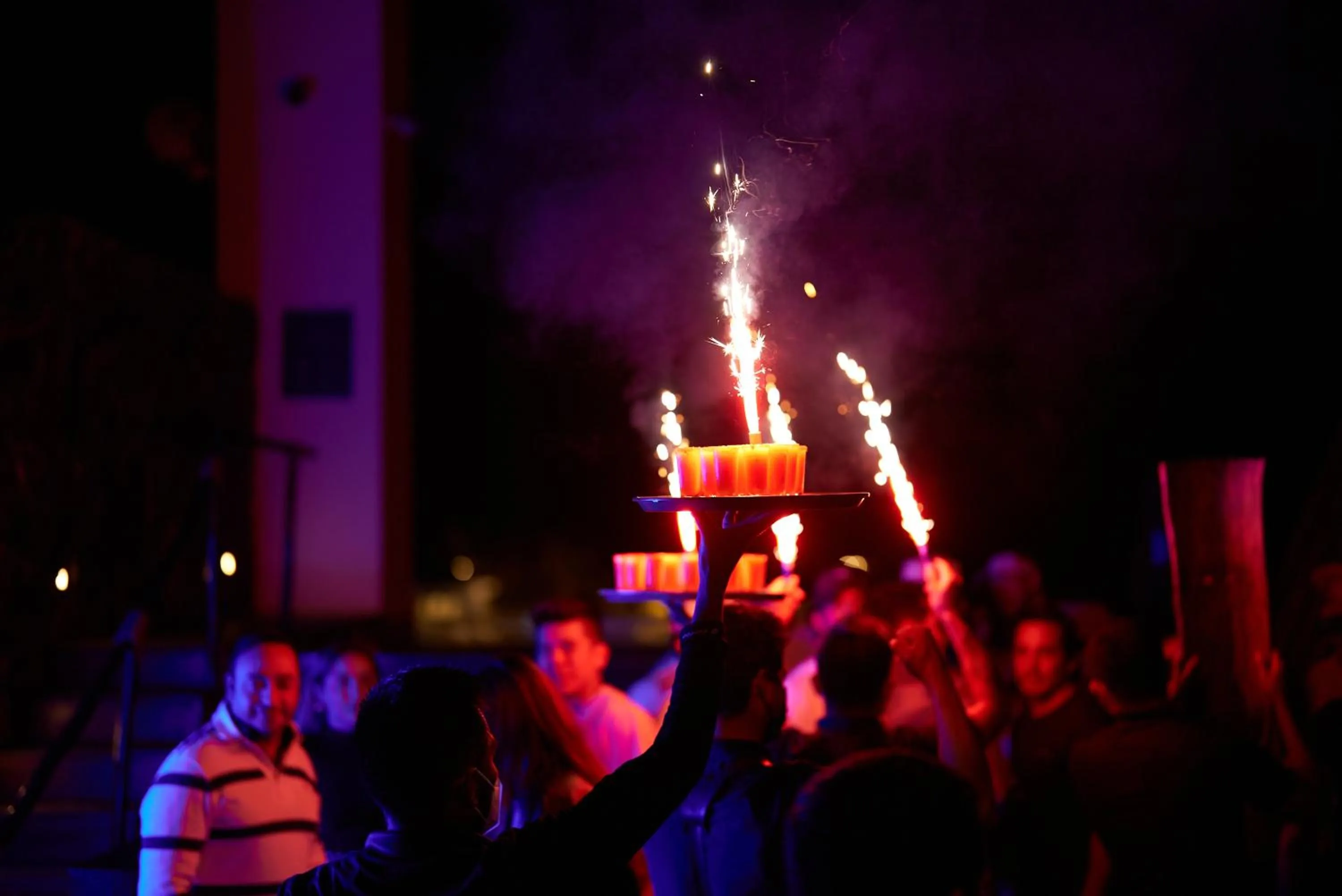 Lounge or bar in The Xperience by g