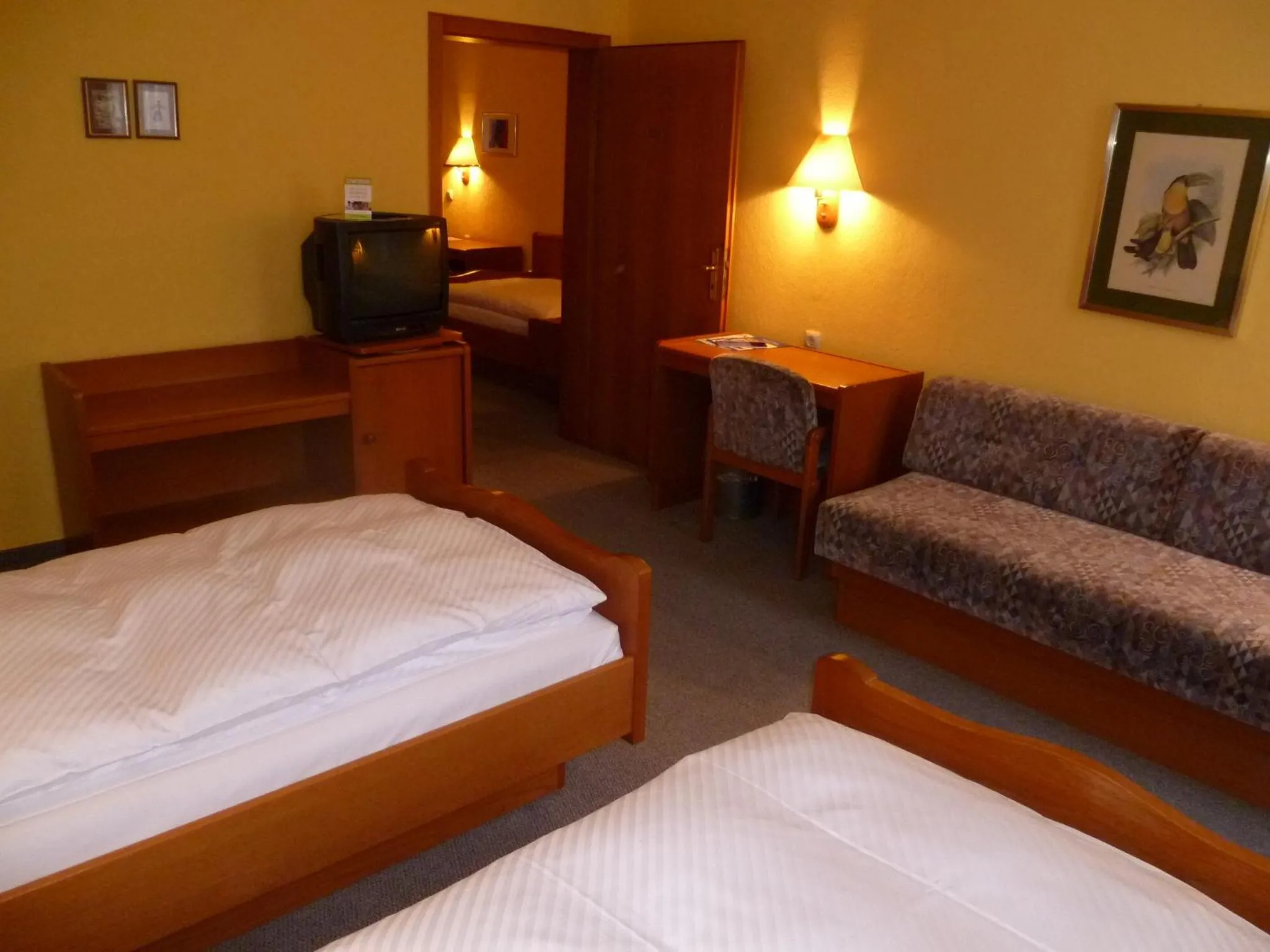 Family, Bed in Hotel Deutsche Eiche in Northeim