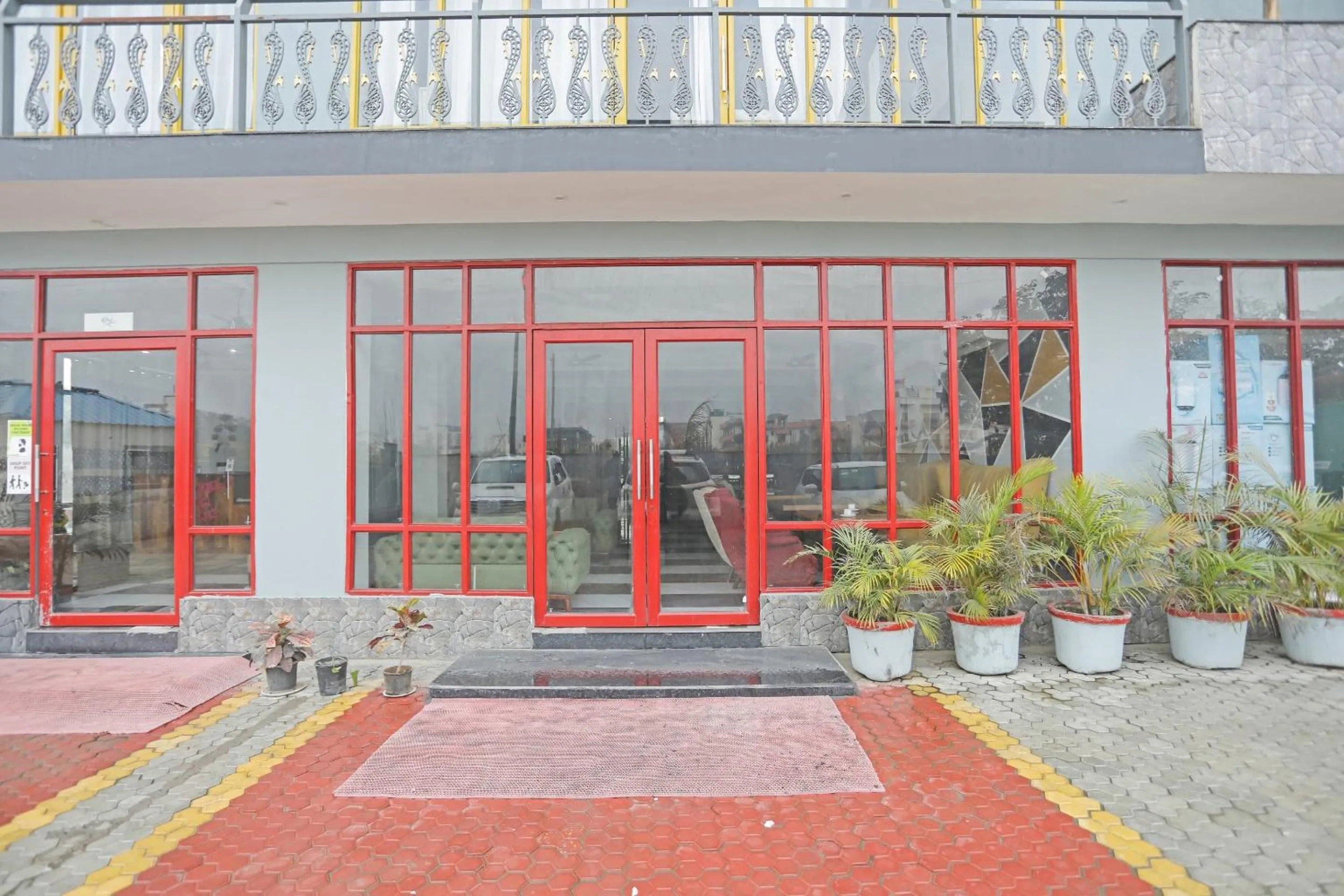 Facade/entrance in Hotel O Heart Beat Hotel