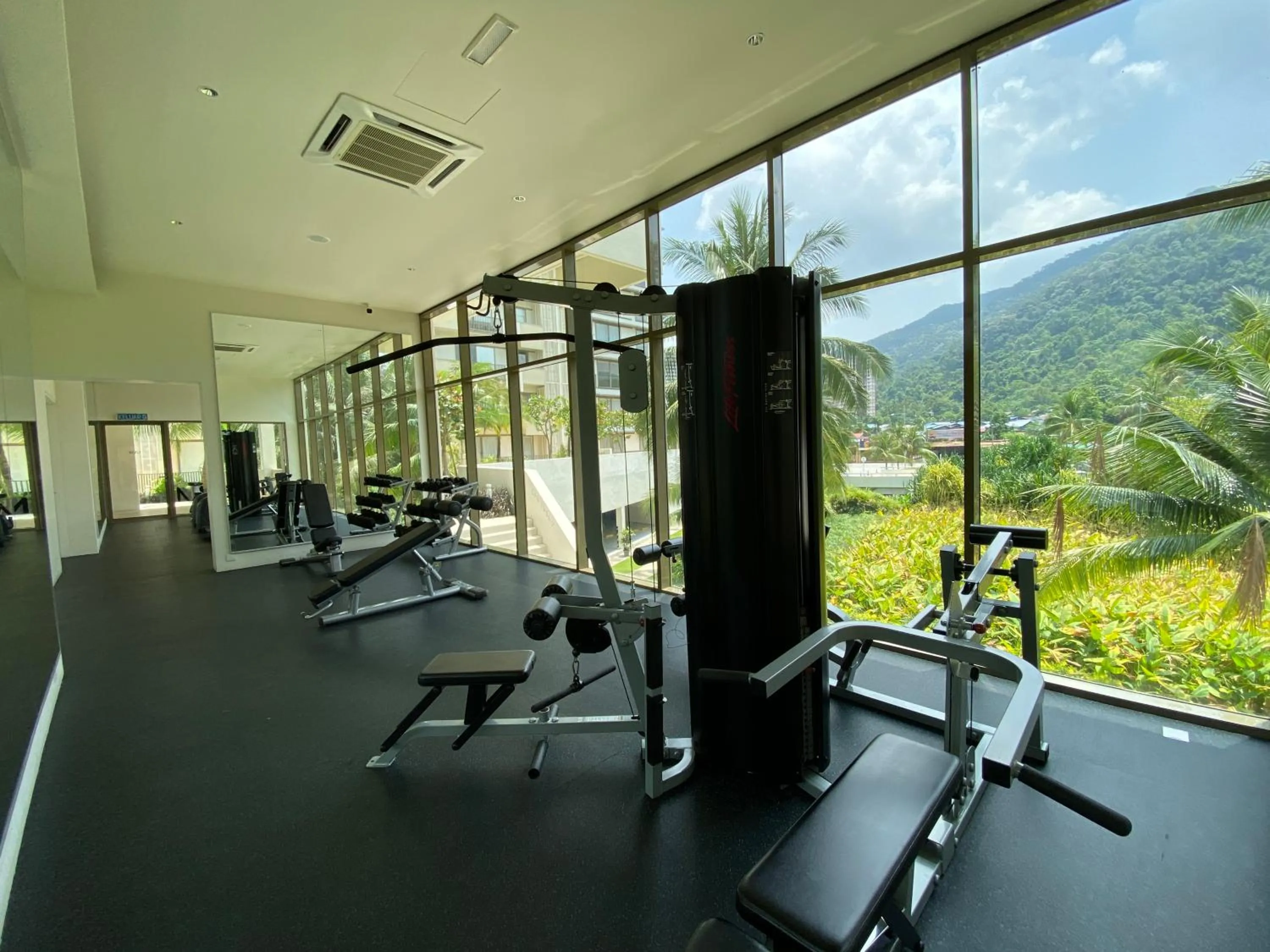 By The Sea Cozy Beachfront Home, Batu Ferringhi