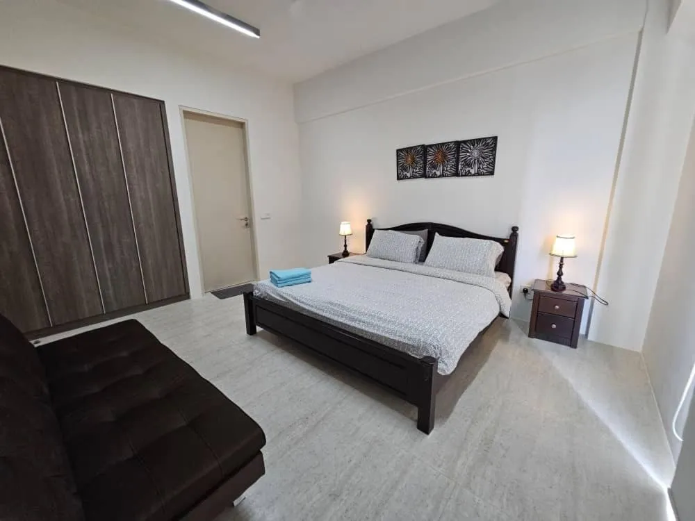 Bed in By The Sea Cozy Beachfront Home, Batu Ferringhi