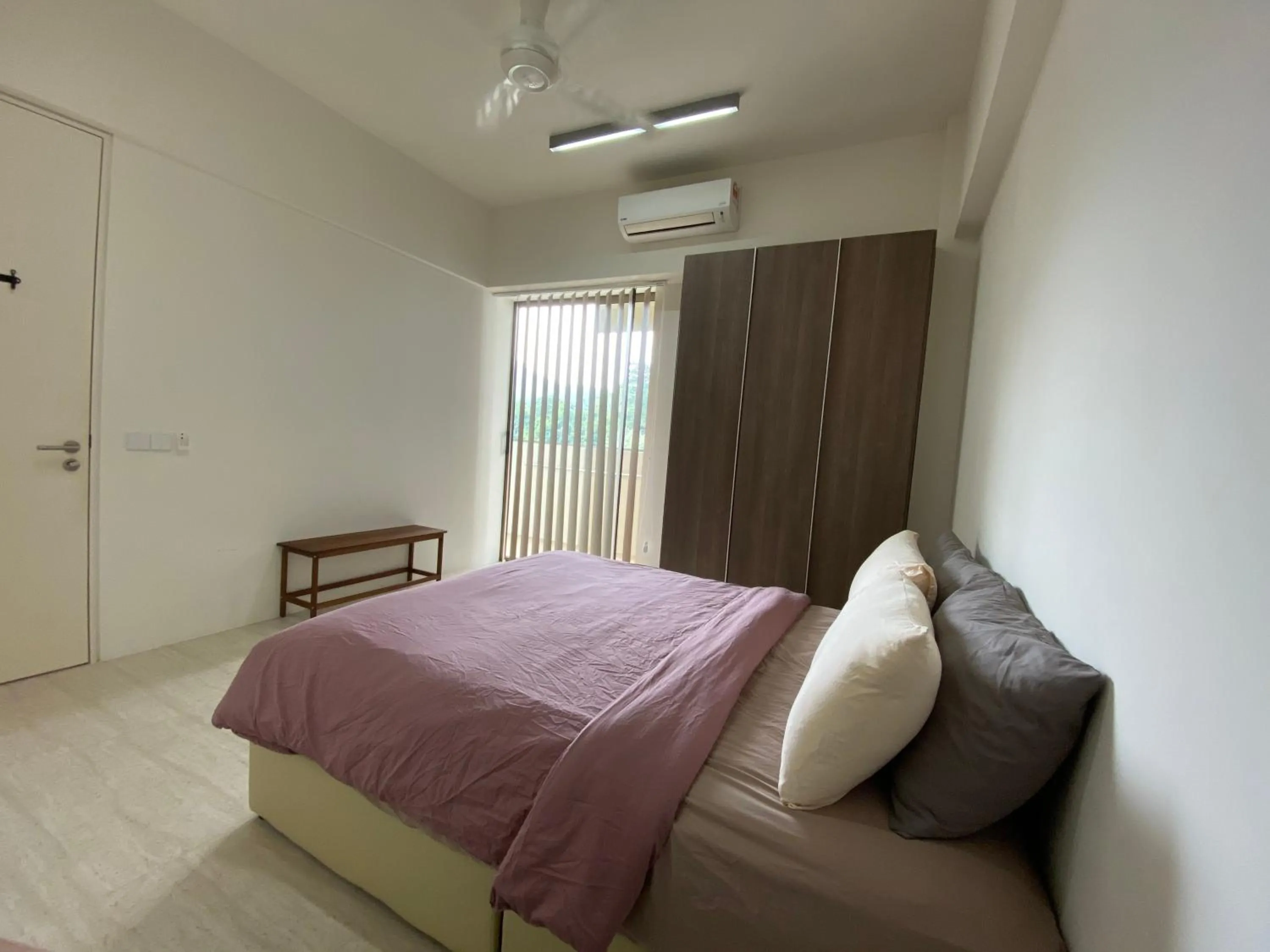 Bed in By The Sea Cozy Beachfront Home, Batu Ferringhi