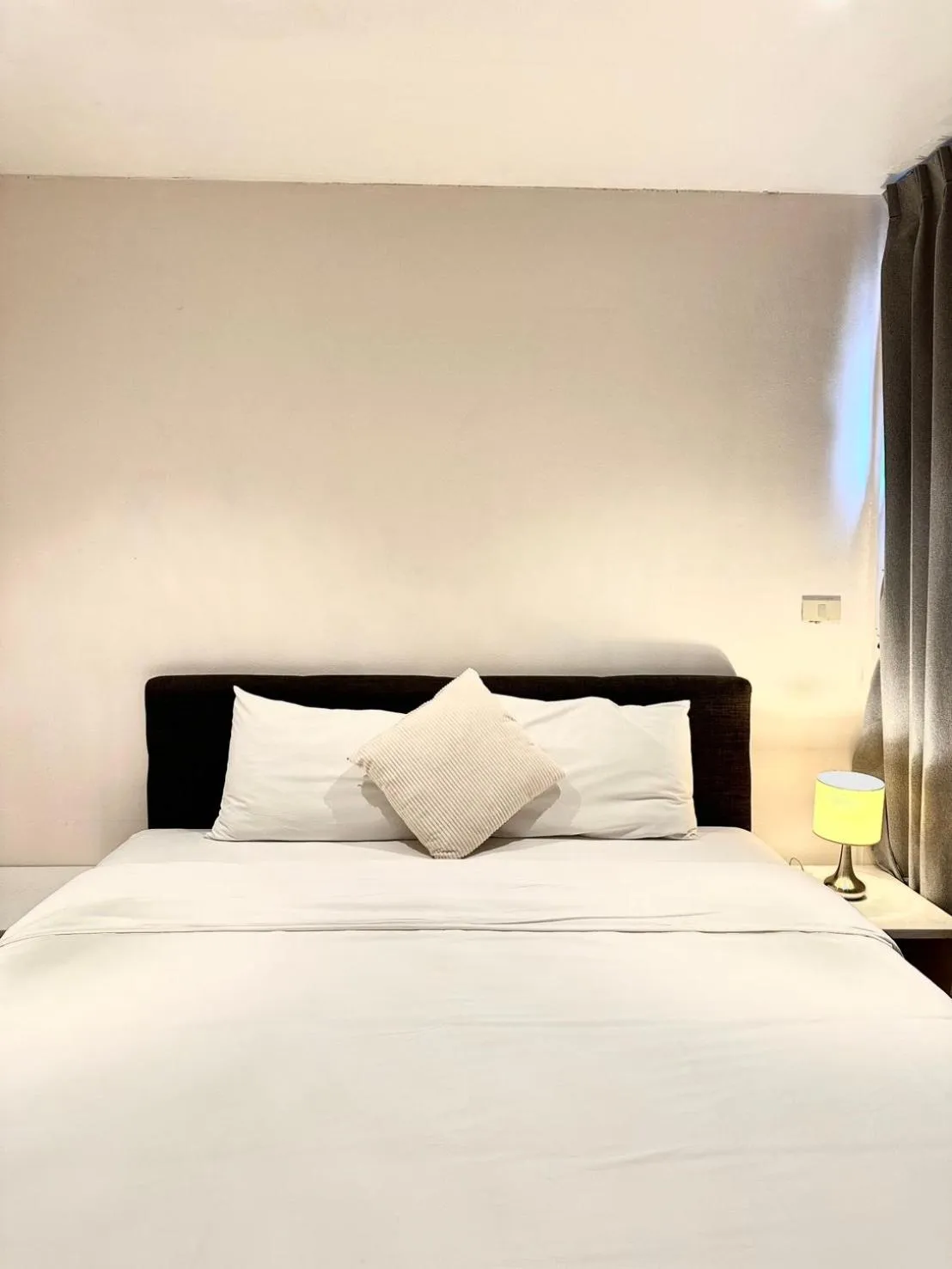 Bedroom, Bed in Studio F Sukhumvit