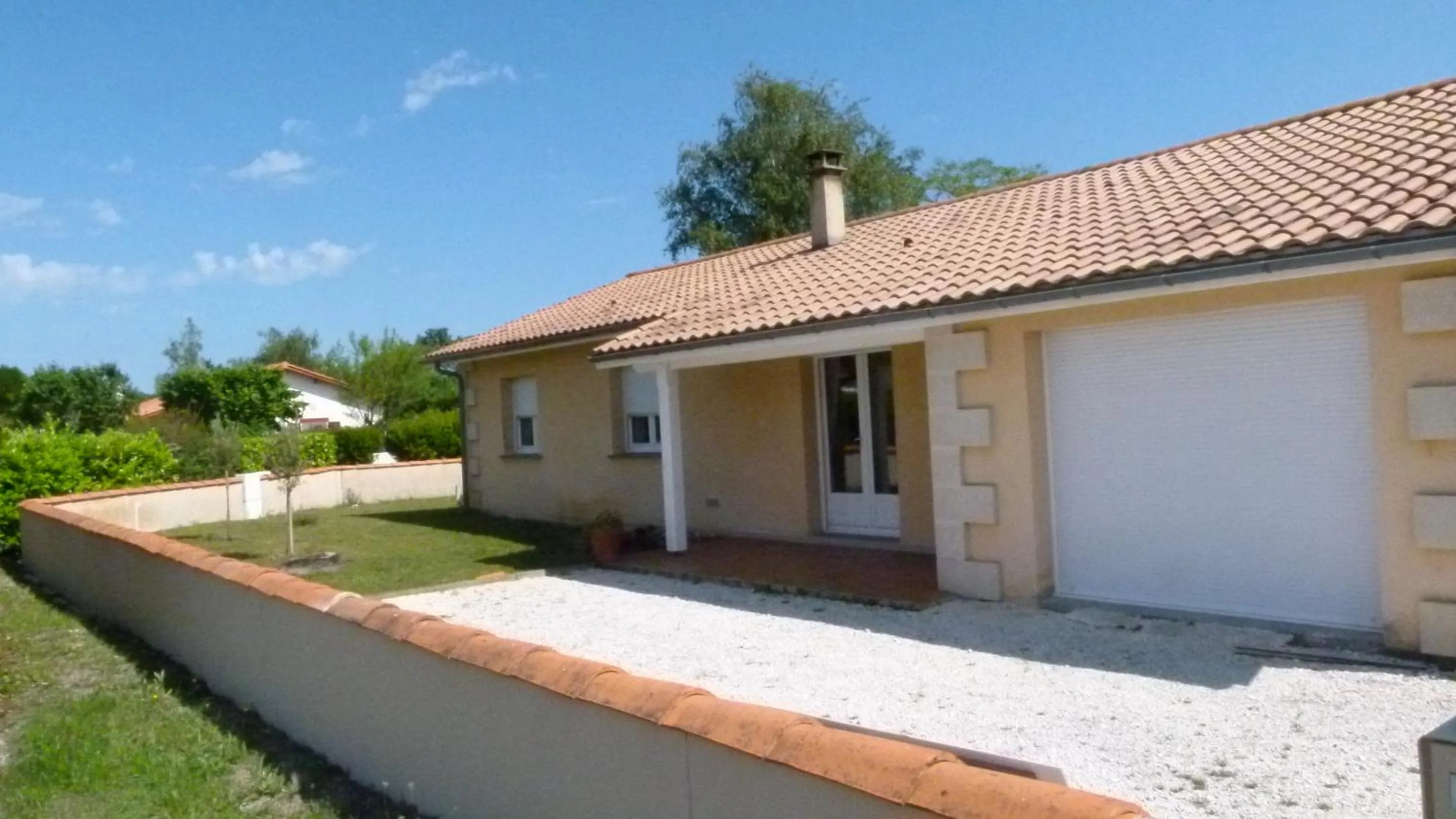 Property building in Les Calicots Sanguinet