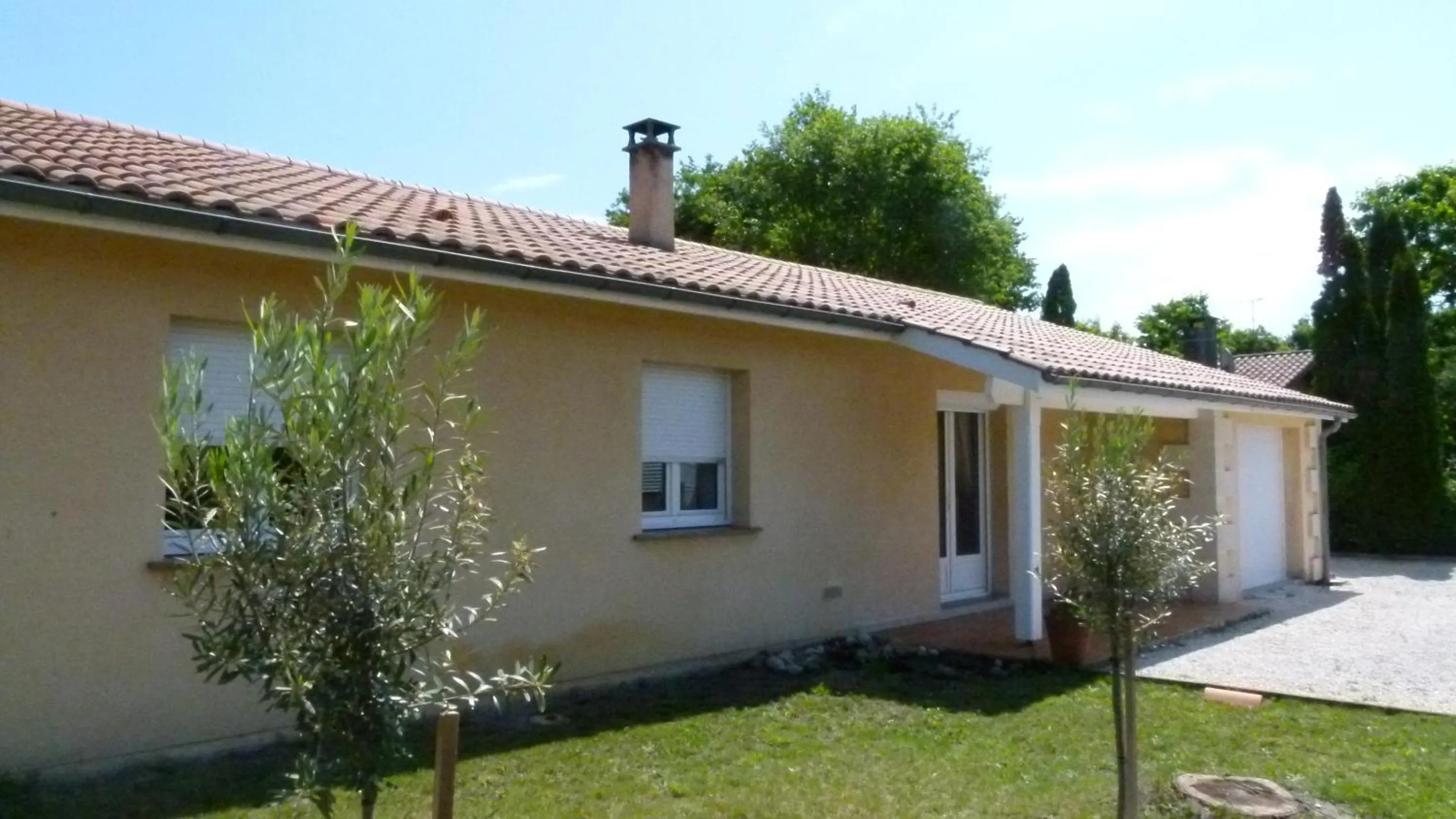 Garden in Les Calicots Sanguinet