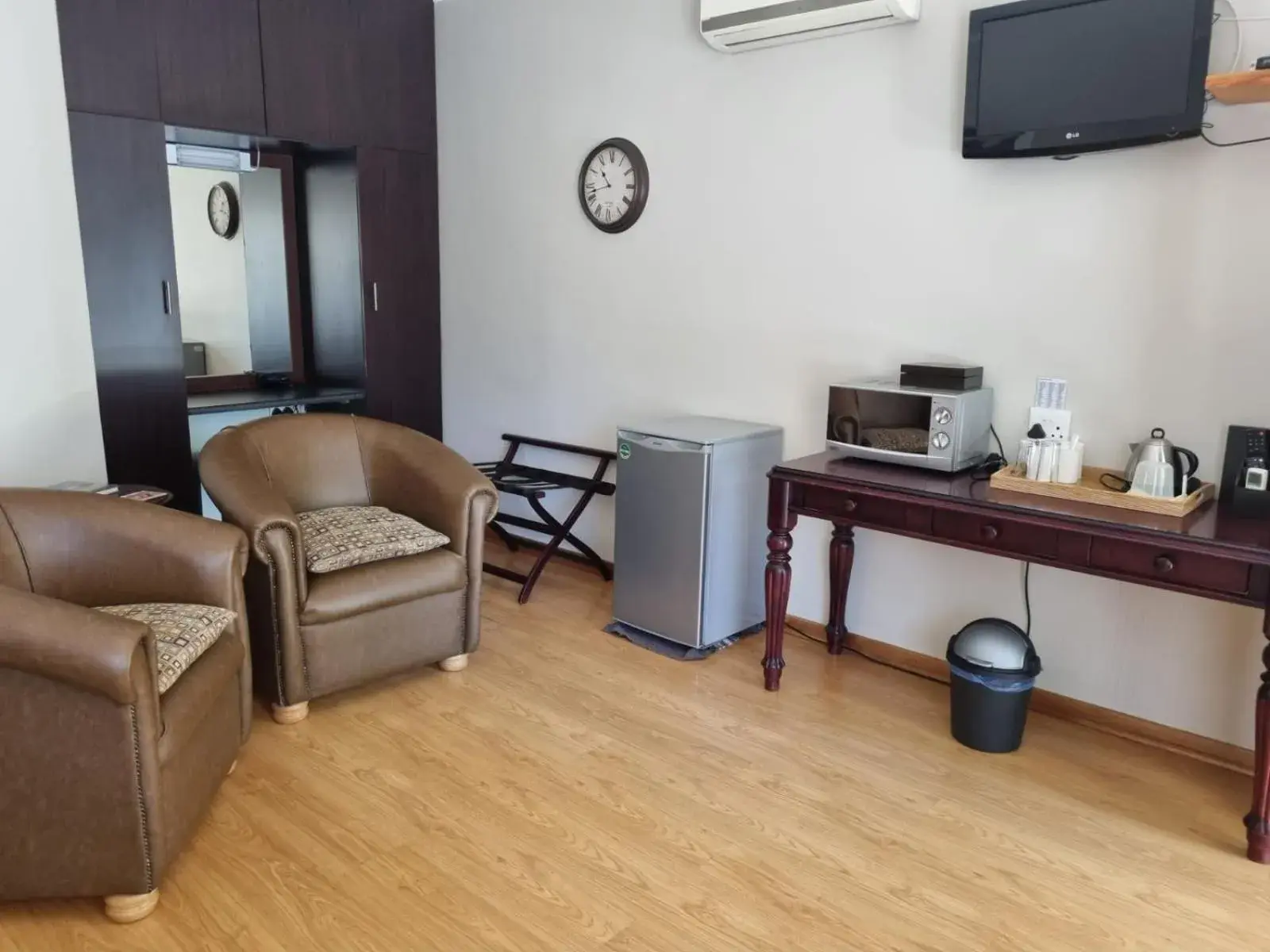 Executive Queen Room in Kwela Bed & Breakfast Executive Queen Room in Kwela Bed & Breakfast