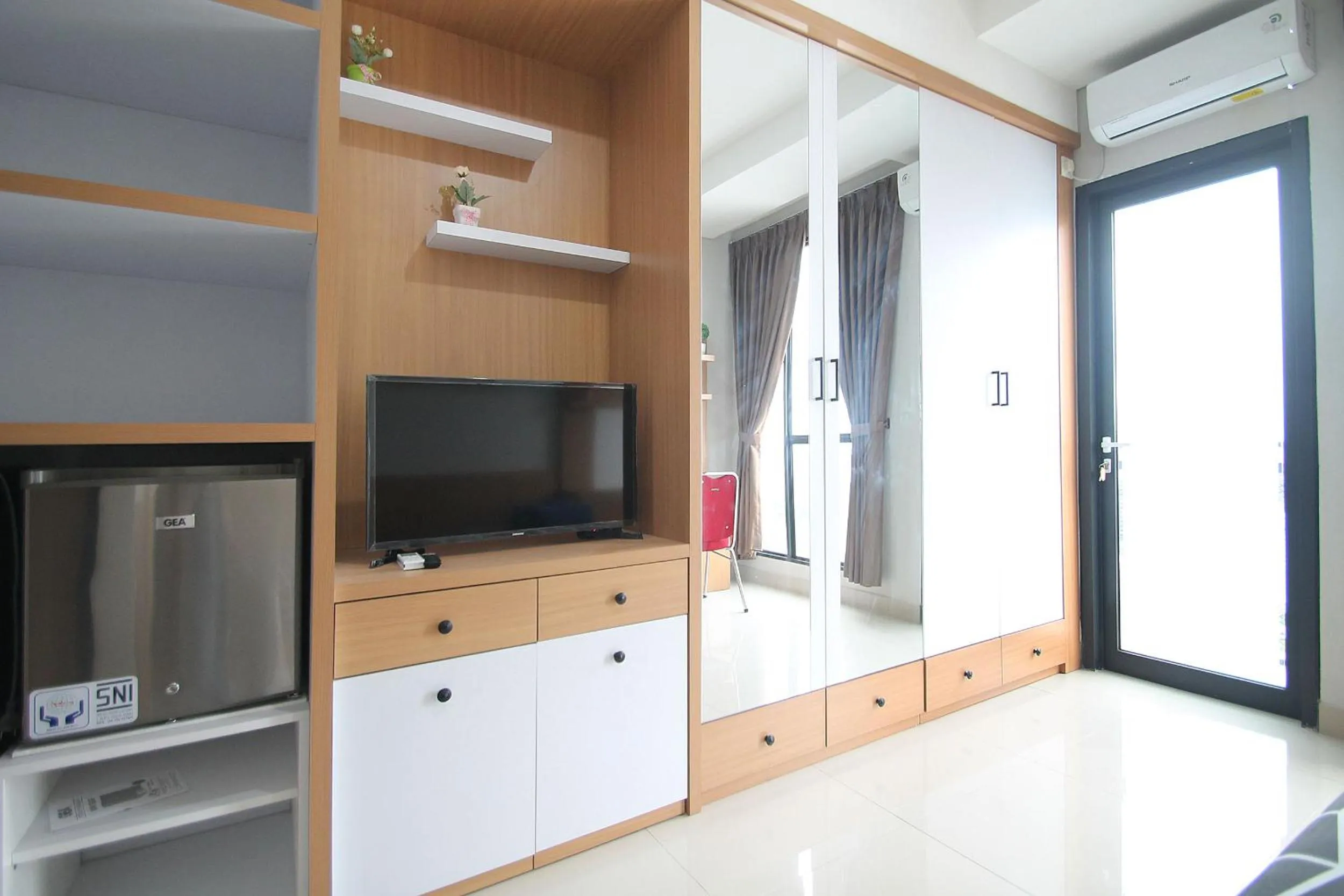 Apartemen Monroe Jababeka Cikarang Bekasi by Aparian
