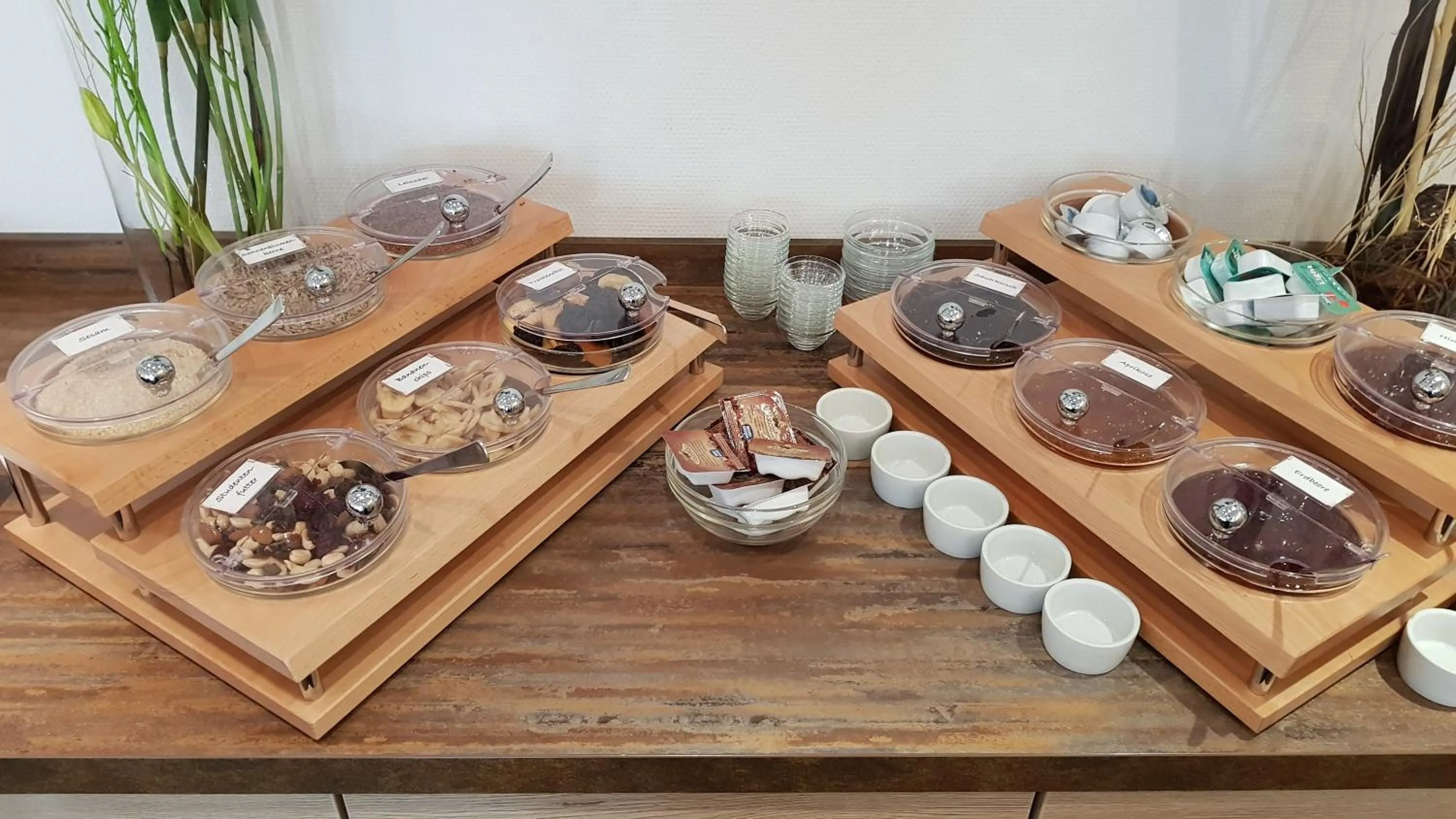 Buffet breakfast in Spreewaldhotel Stephanshof