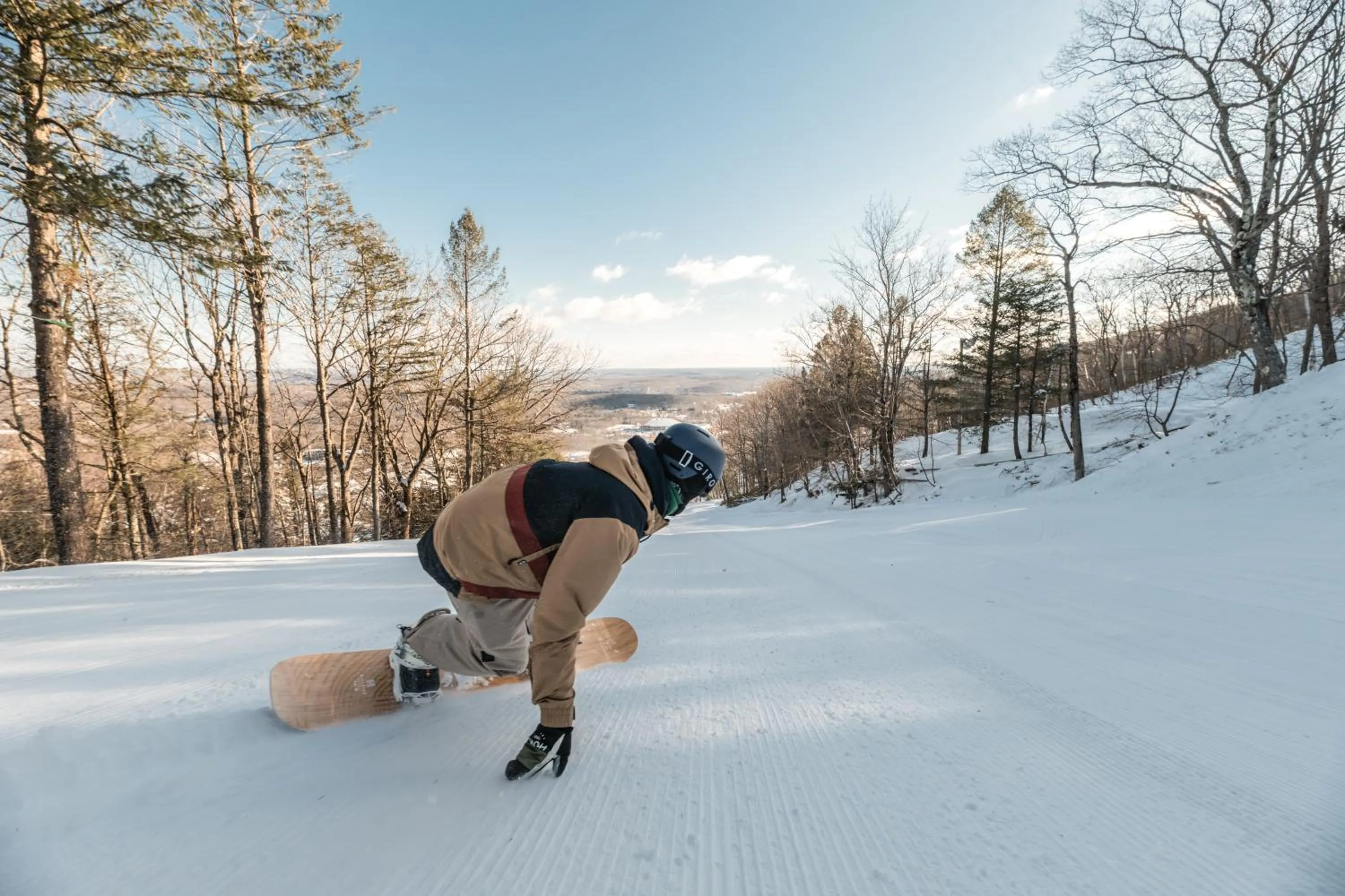 Skiing in Camelback Resort