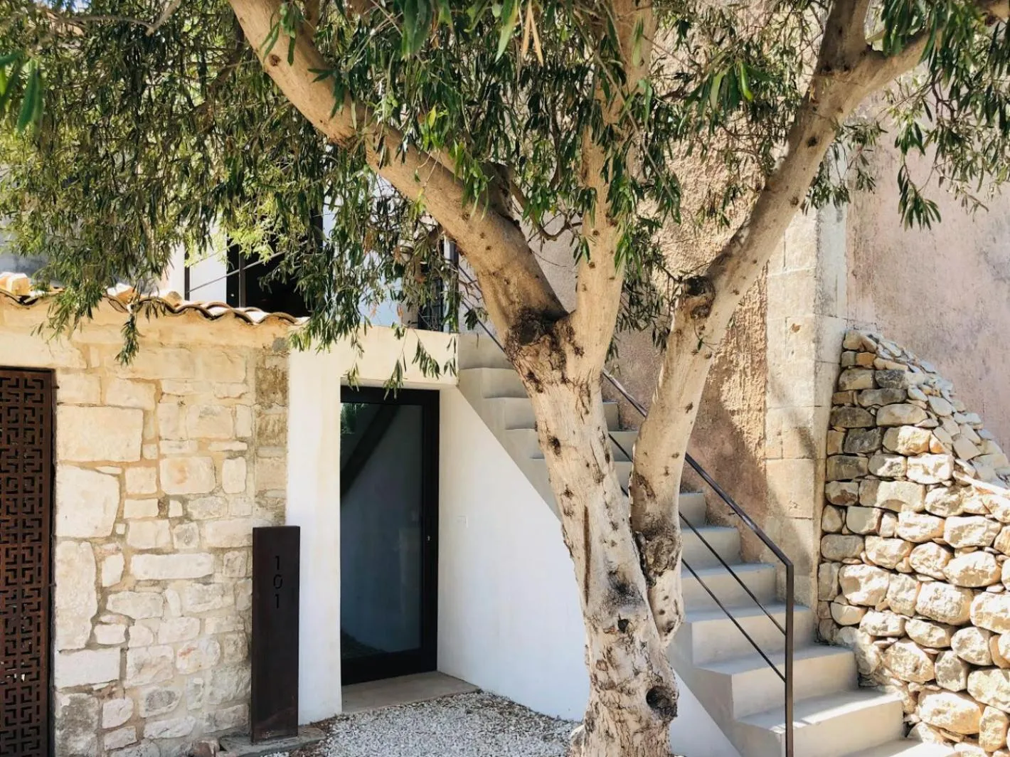 Property building in Pietra d'Acqua Resort & Spa by Geocharme