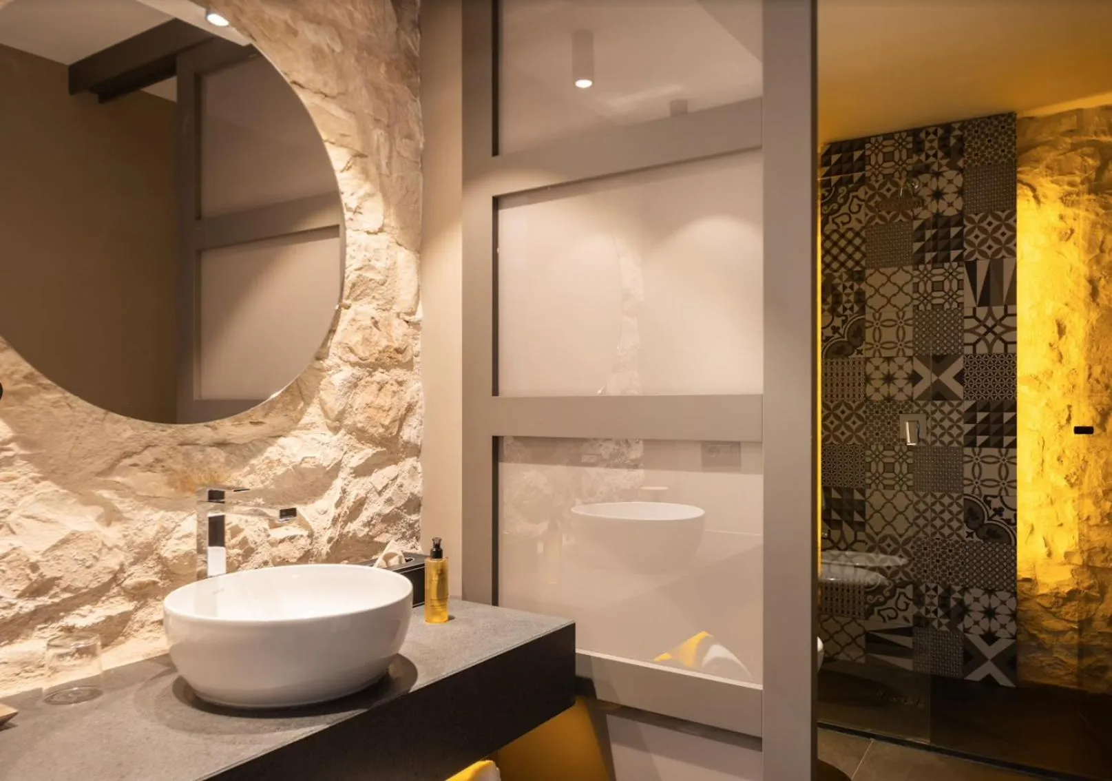 Bathroom in Pietra d'Acqua Resort & Spa by Geocharme