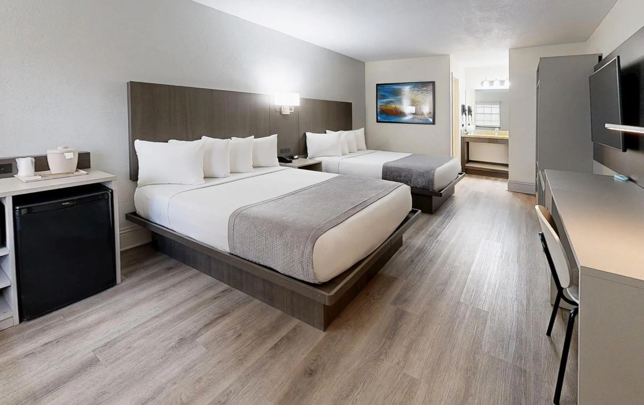 Bed in Avanti International Resort