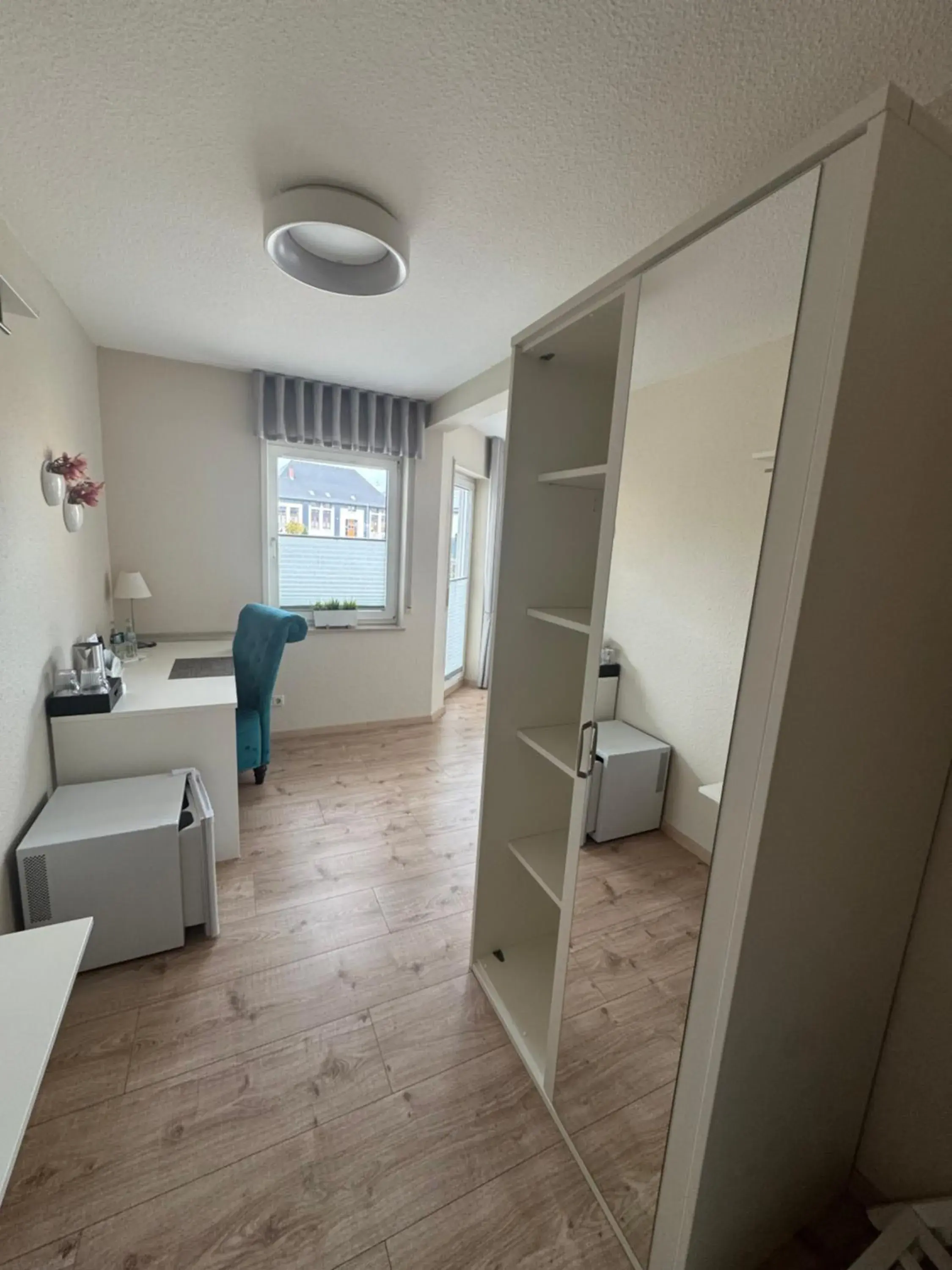 Deluxe Double Room with Balcony - single occupancy in Hotel Colosseum Deluxe Double Room with Balcony - single occupancy in Hotel Colosseum