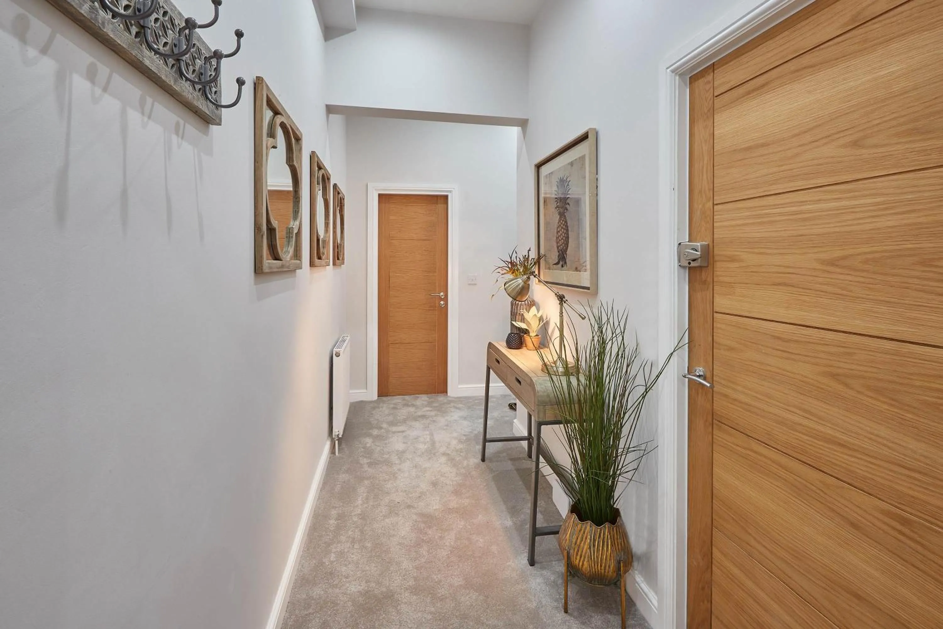 Decorative detail in Host & Stay - Green View