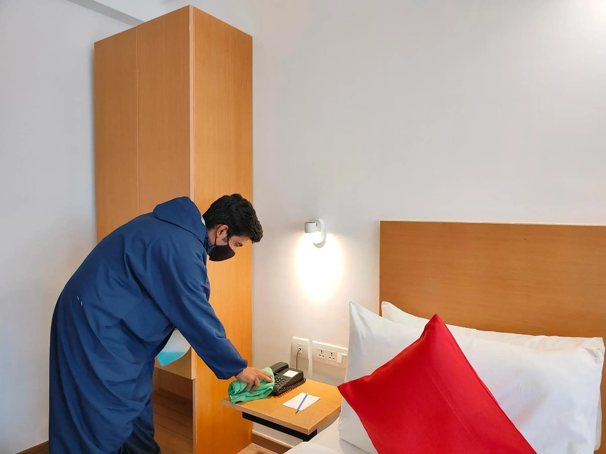 Bed in Kanak Beacon Hotel - Ashram Road Ahmedabad Bed in Kanak Beacon Hotel - Ashram Road Ahmedabad