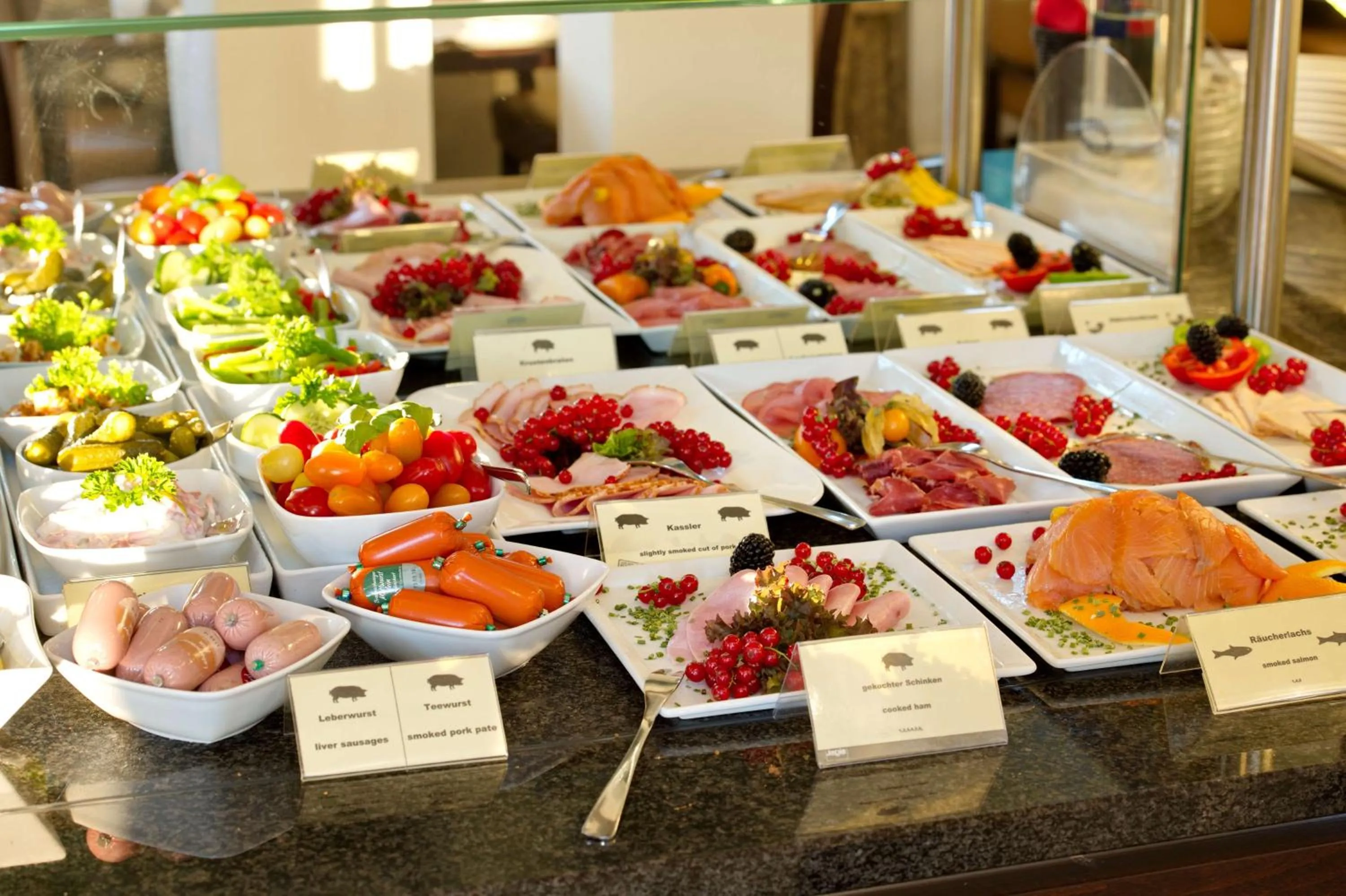 Breakfast in Best Western Hotel Kaiserhof