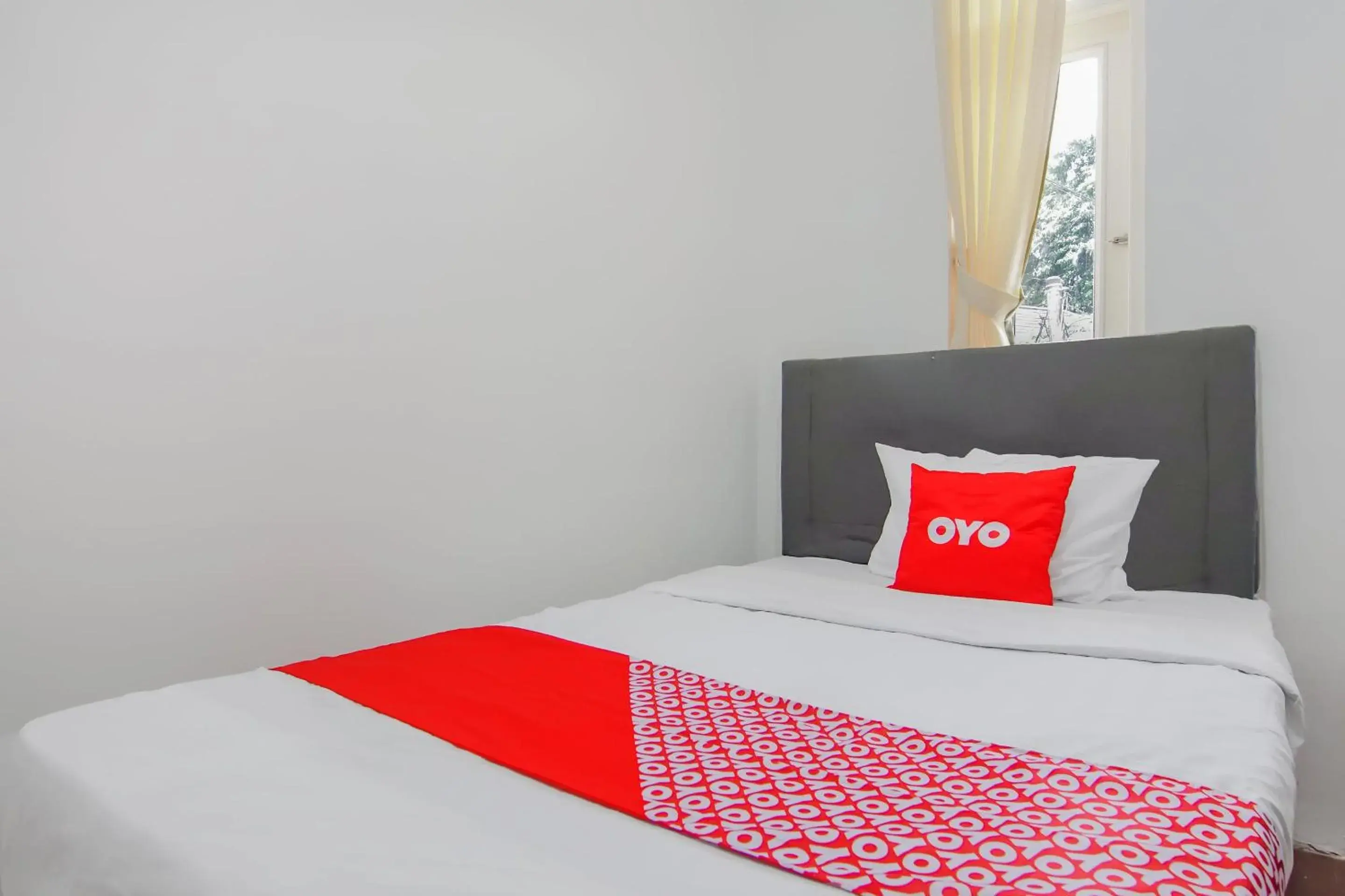 Bedroom, Bed in Capital O 90342 Kemang Garden Bedroom, Bed in Capital O 90342 Kemang Garden