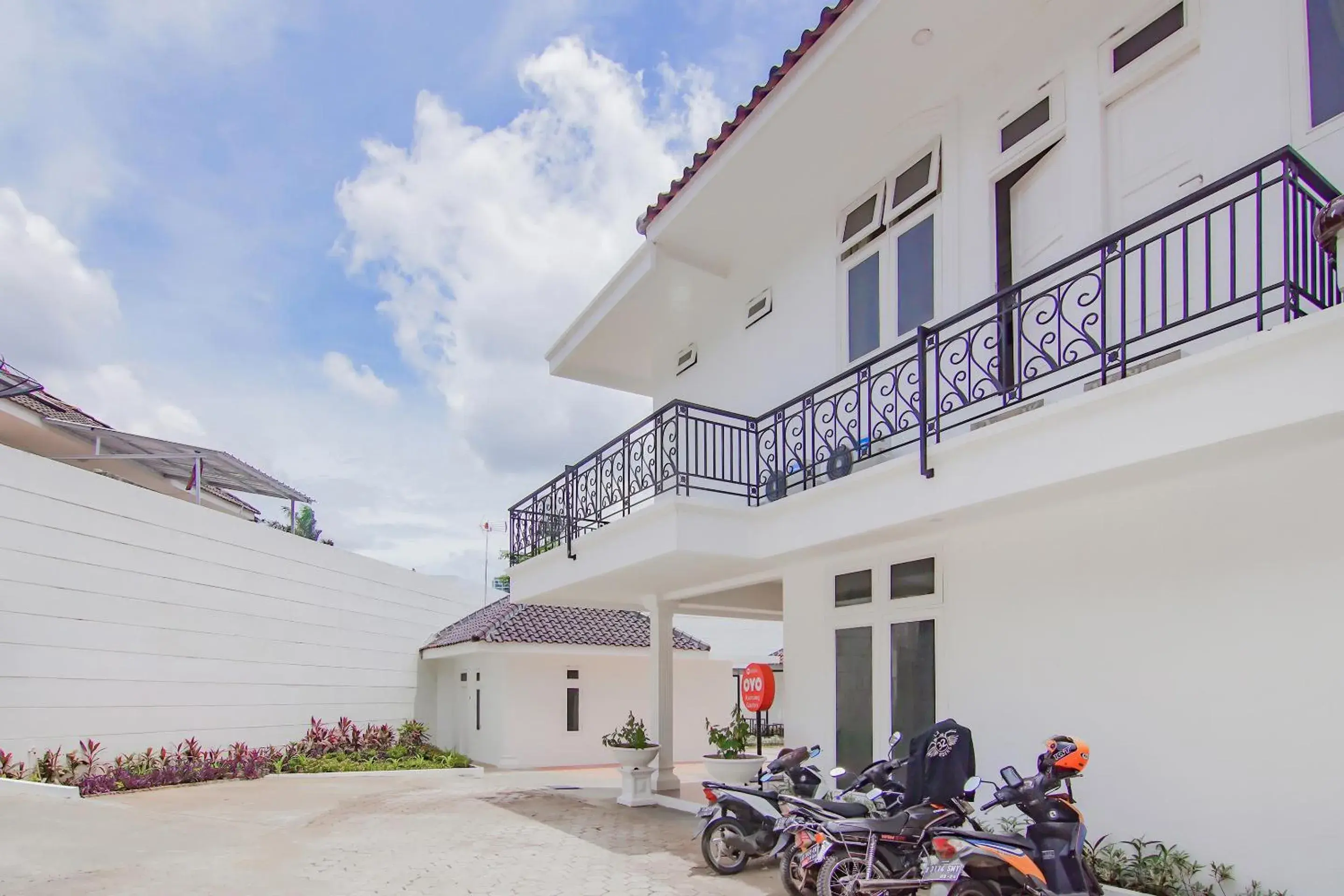 Facade/entrance in Capital O 90342 Kemang Garden Facade/entrance in Capital O 90342 Kemang Garden