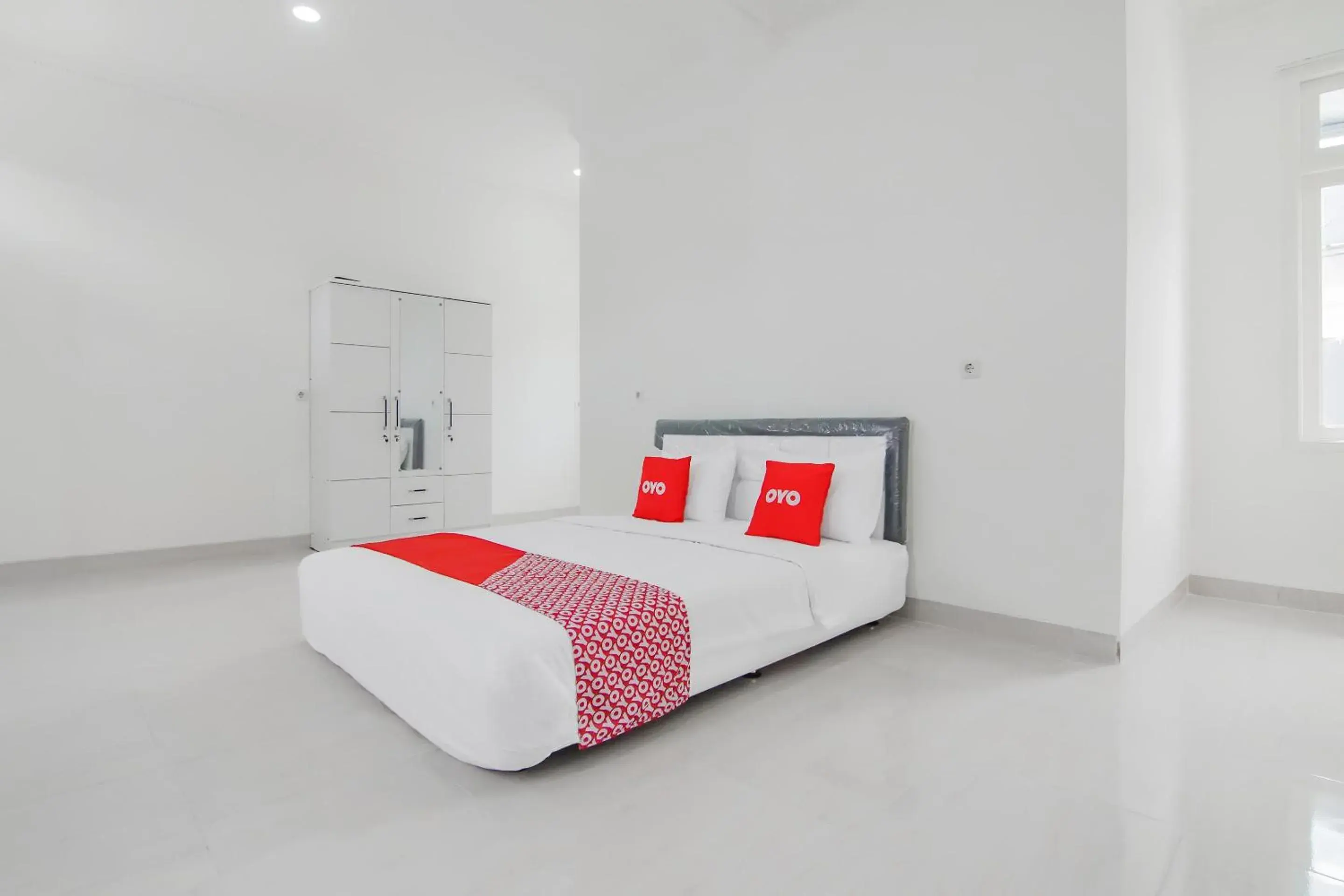 Bedroom, Bed in Capital O 90342 Kemang Garden Bedroom, Bed in Capital O 90342 Kemang Garden