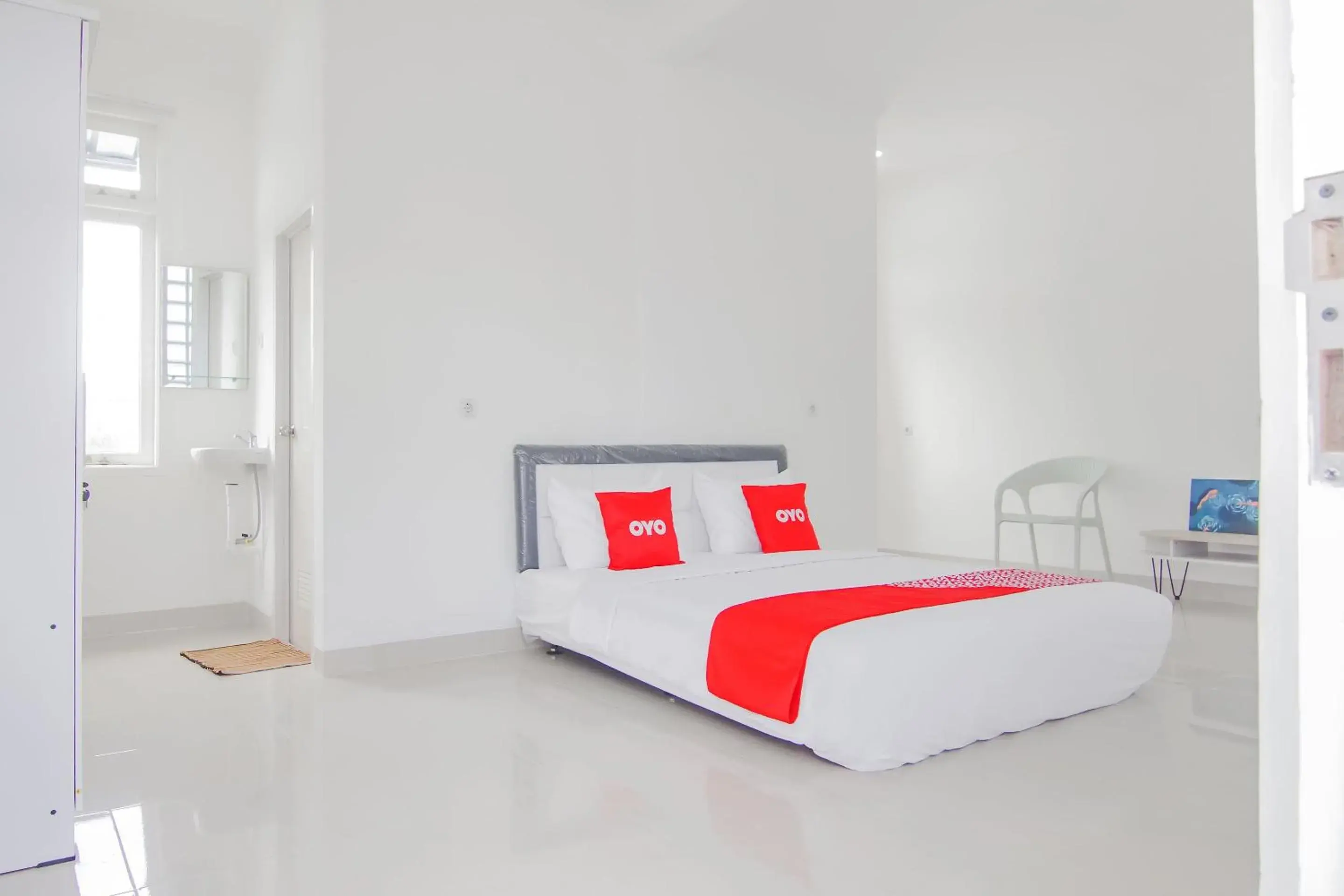 Deluxe Suite in Capital O 90342 Kemang Garden Deluxe Suite in Capital O 90342 Kemang Garden