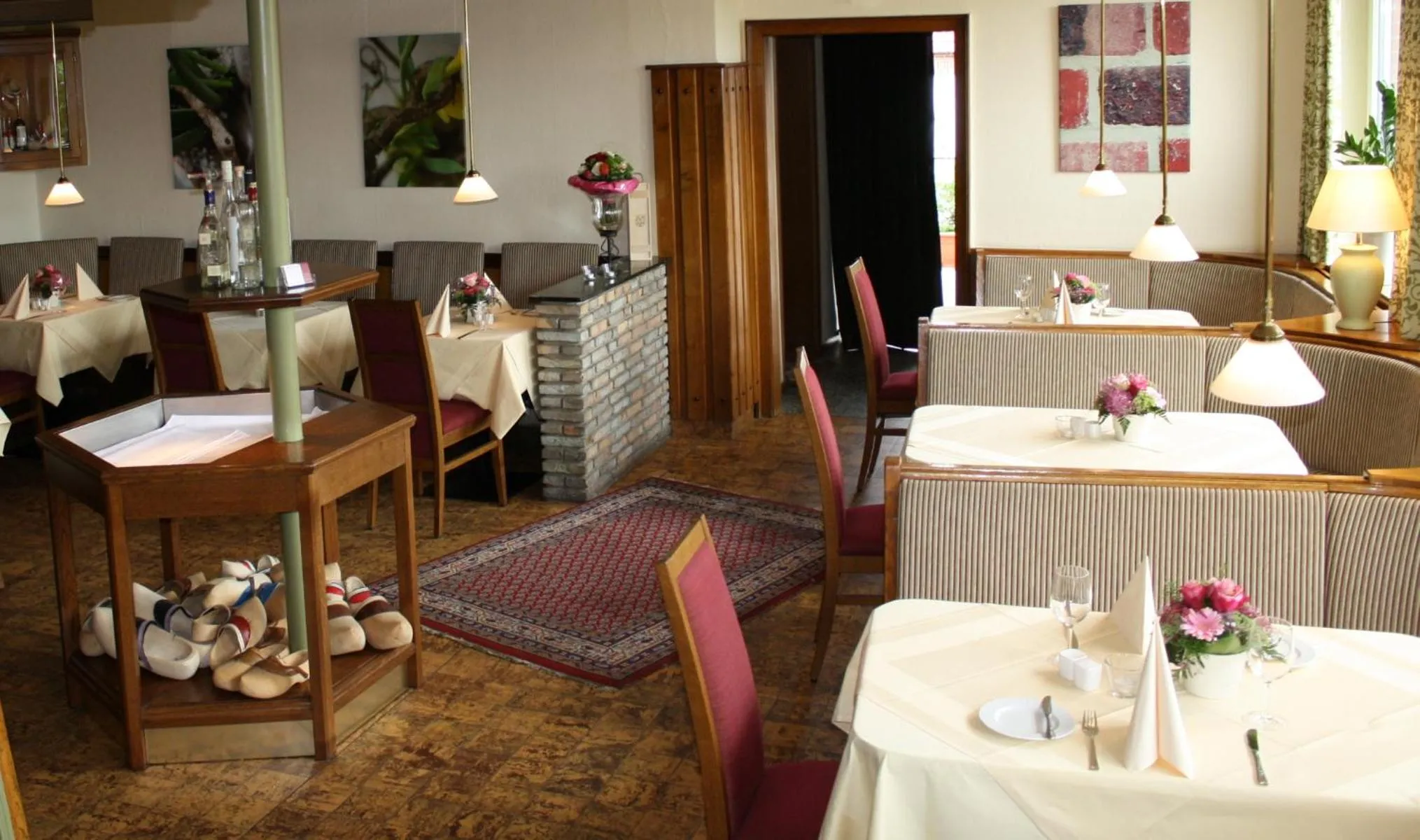 Restaurant/places to eat in Holskenbänd
