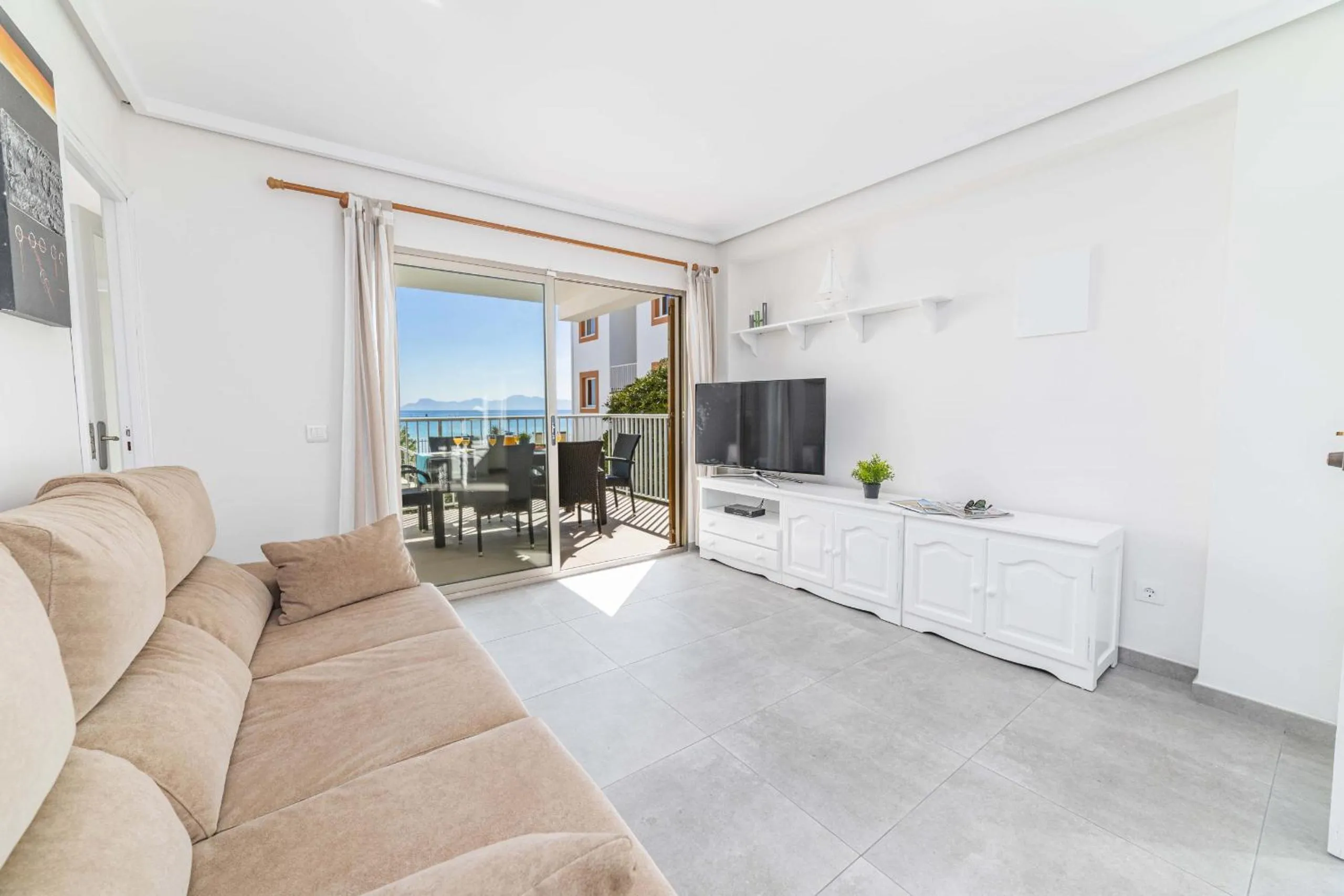 Communal lounge/ TV room in Apartamento Vista Brava