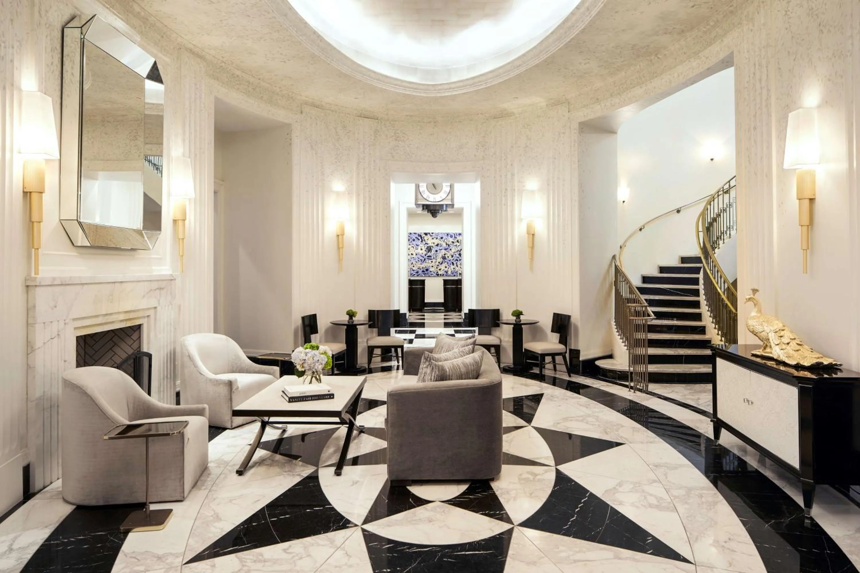 Lobby or reception in Waldorf Astoria Atlanta Buckhead