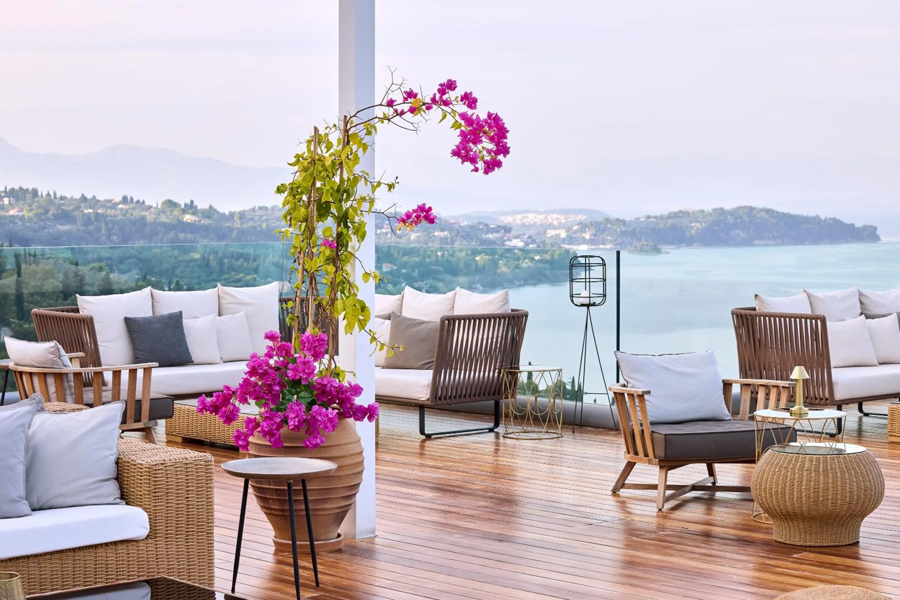 Lounge or bar in Angsana Corfu Resort & Spa