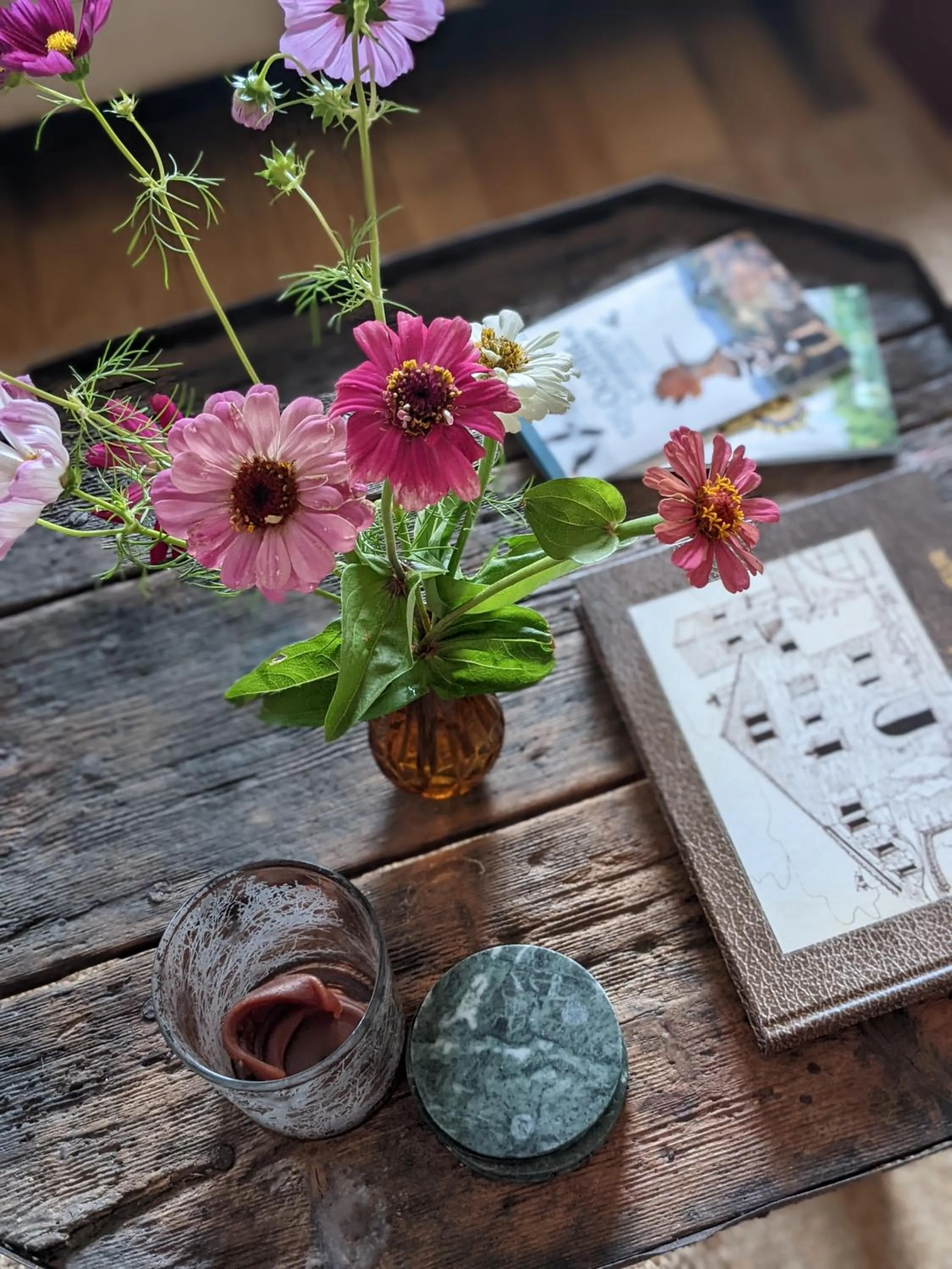 Decorative detail in Mas Oms