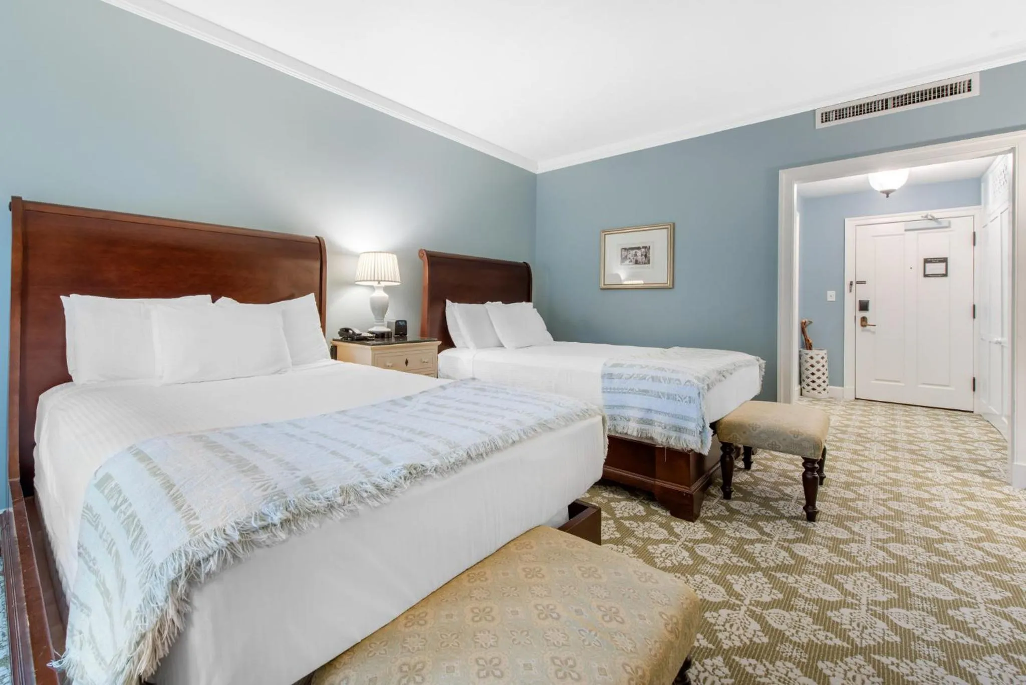 Photo of the whole room, Bed in Omni Bedford Springs Resort & Spa