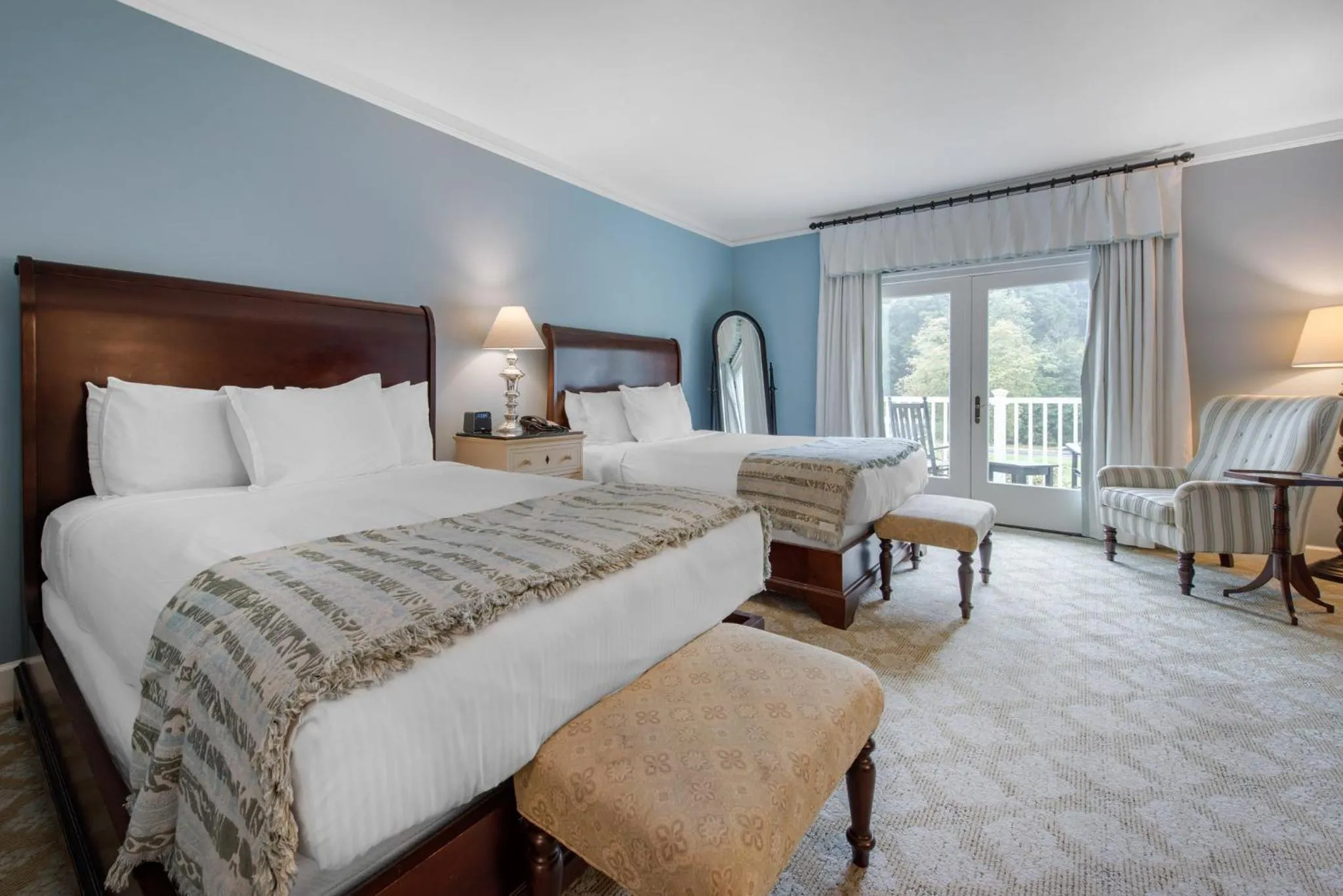 Photo of the whole room, Bed in Omni Bedford Springs Resort & Spa