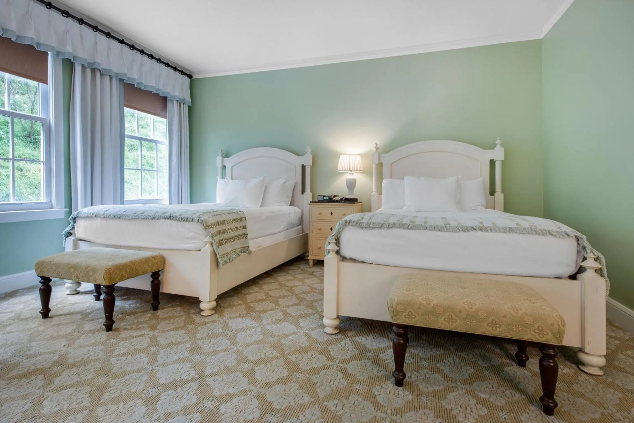 Photo of the whole room, Bed in Omni Bedford Springs Resort & Spa