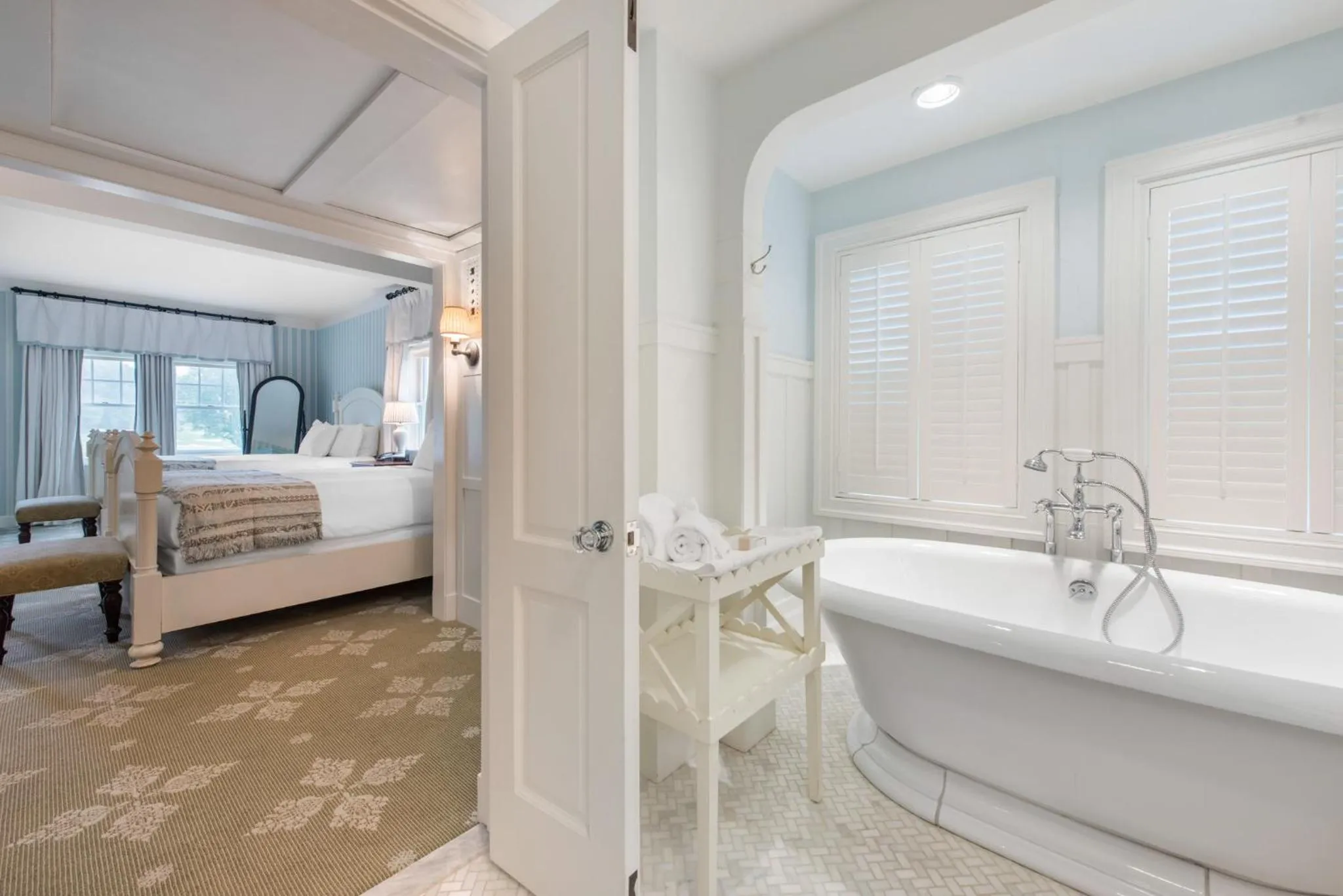 Bedroom, Bed in Omni Bedford Springs Resort & Spa