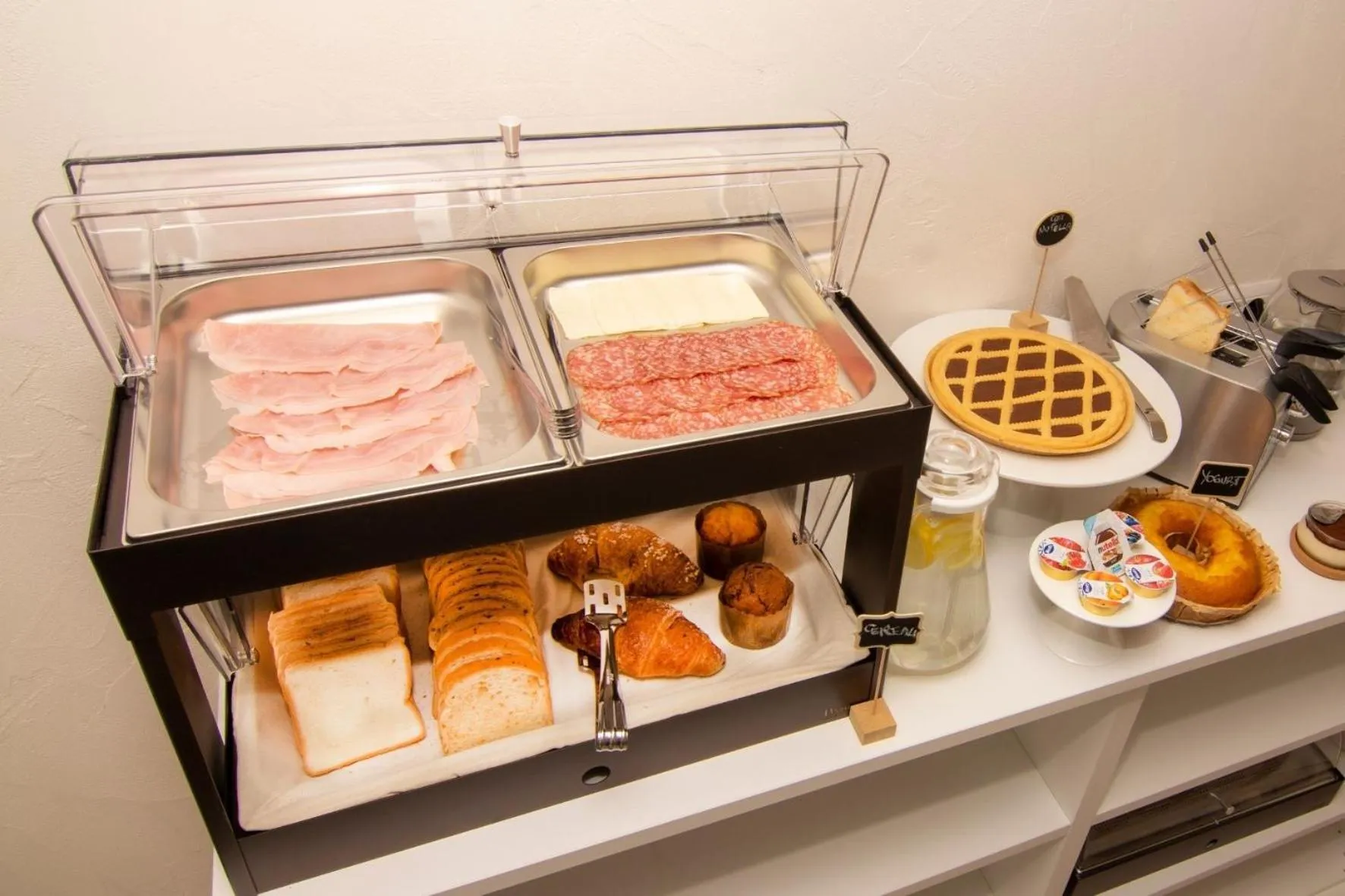 Food close-up in B&B Kamalei Tropea