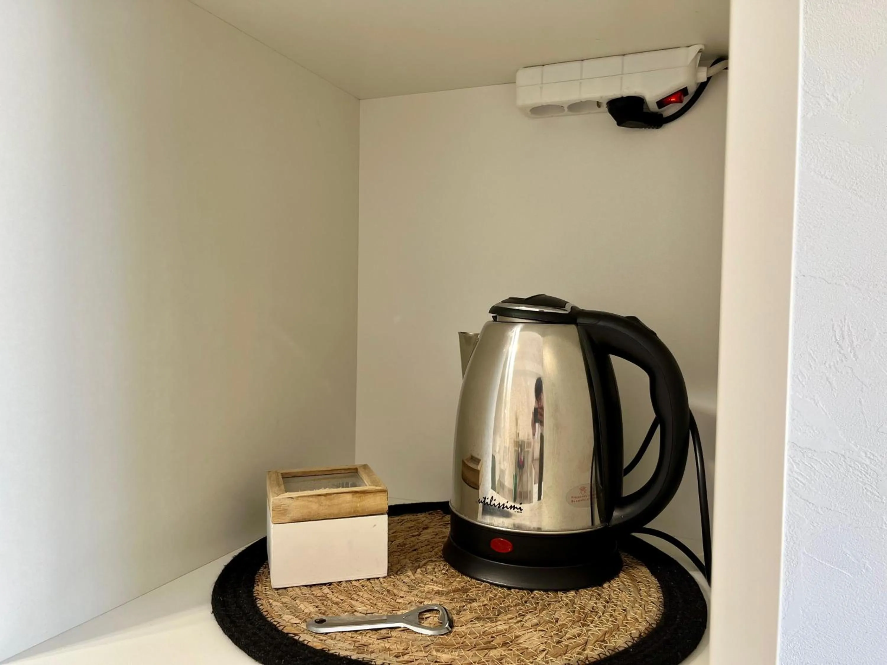 Coffee/tea facilities in B&B Kamalei Tropea