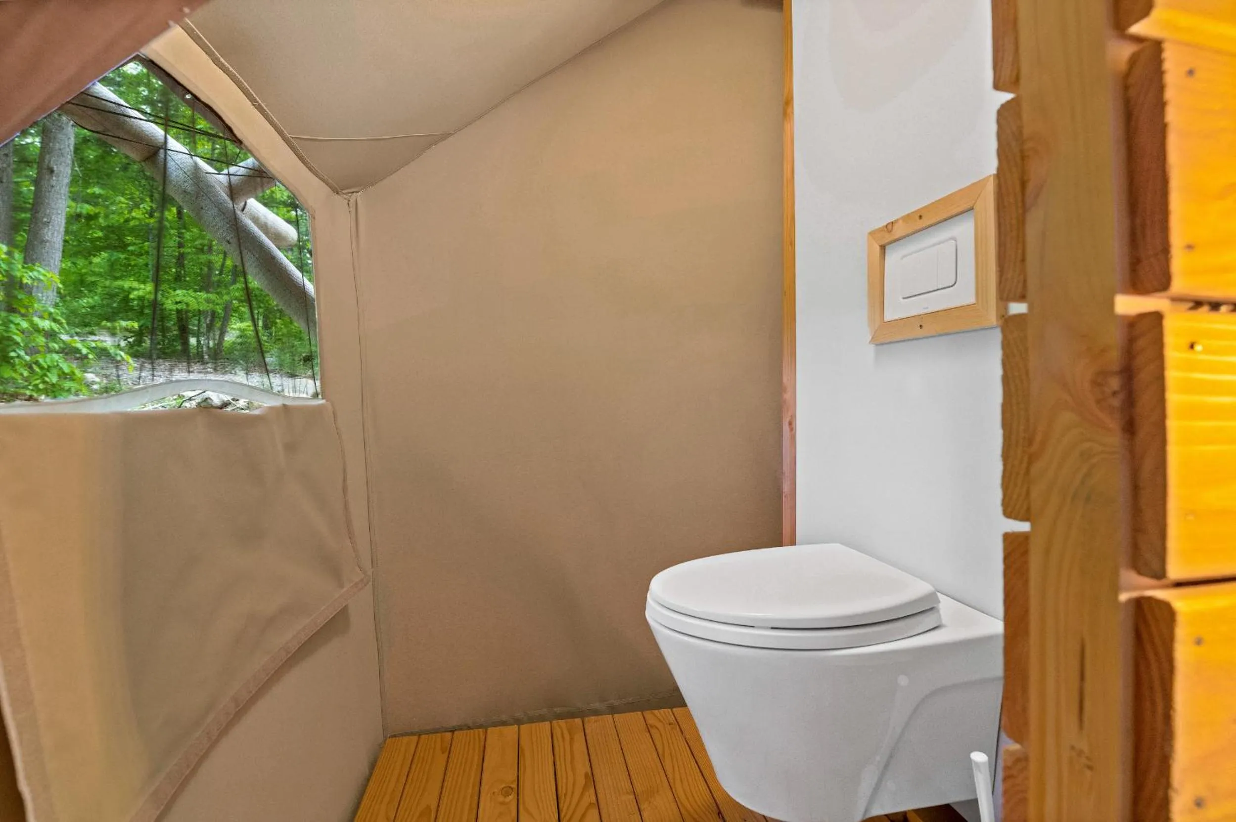 Huttopia Lake George - Adirondacks