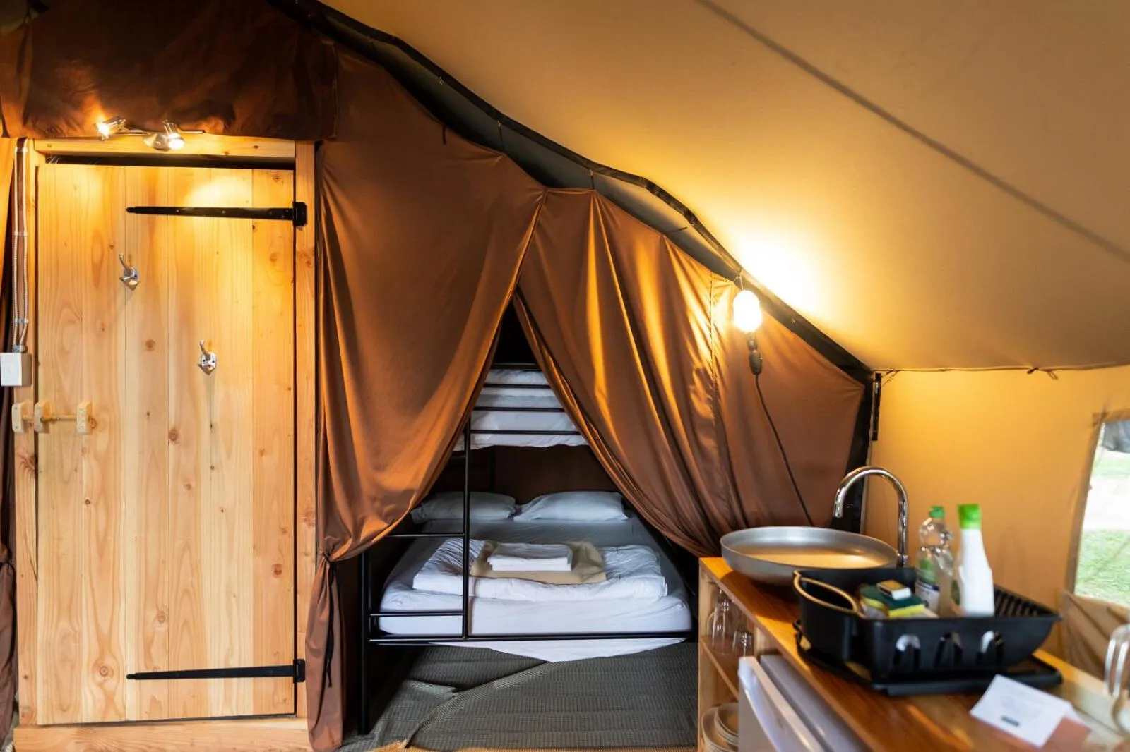 Huttopia Lake George - Adirondacks