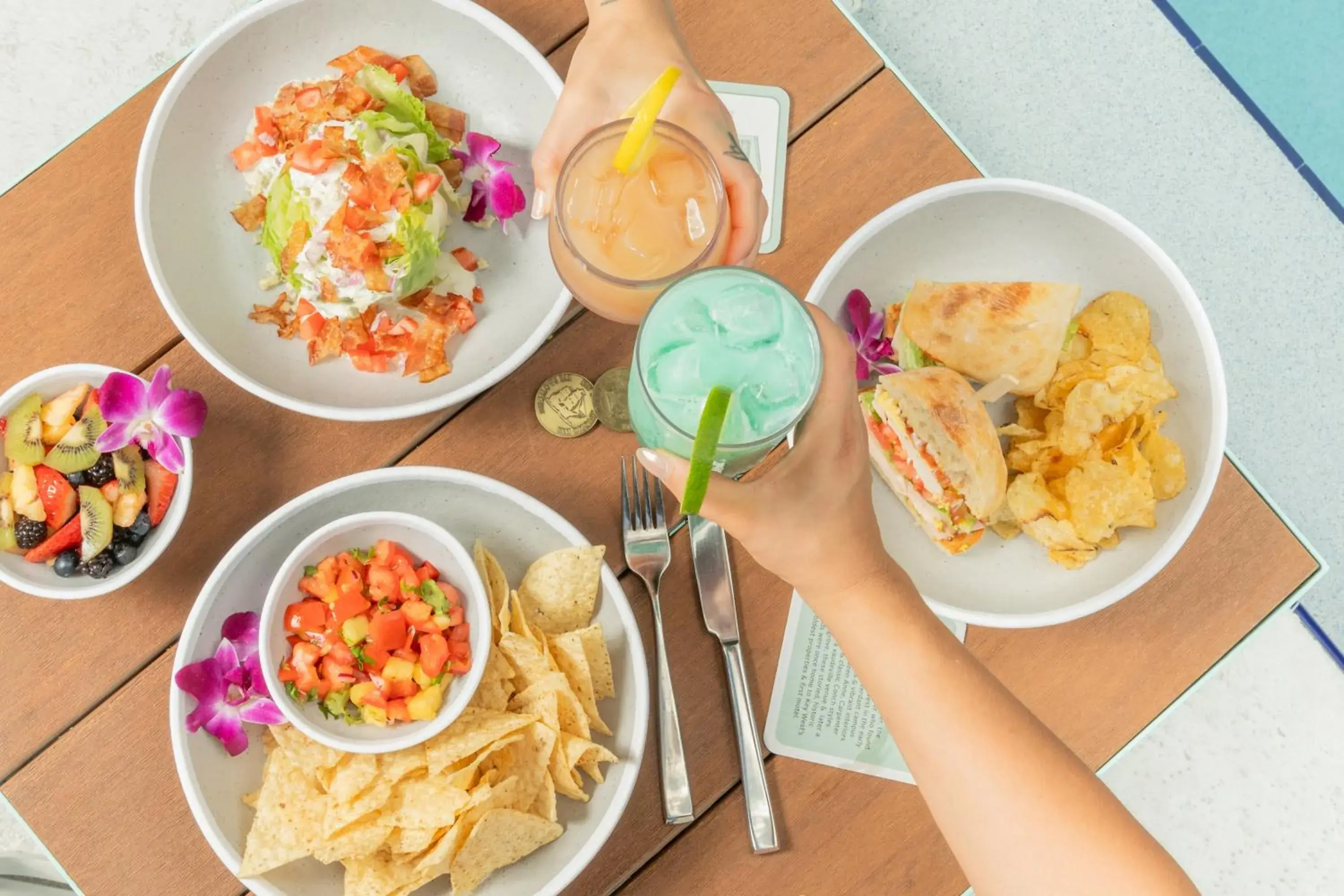 Food and drinks in Winslow's Bungalows - Key West Historic Inns Food and drinks in Winslow's Bungalows - Key West Historic Inns