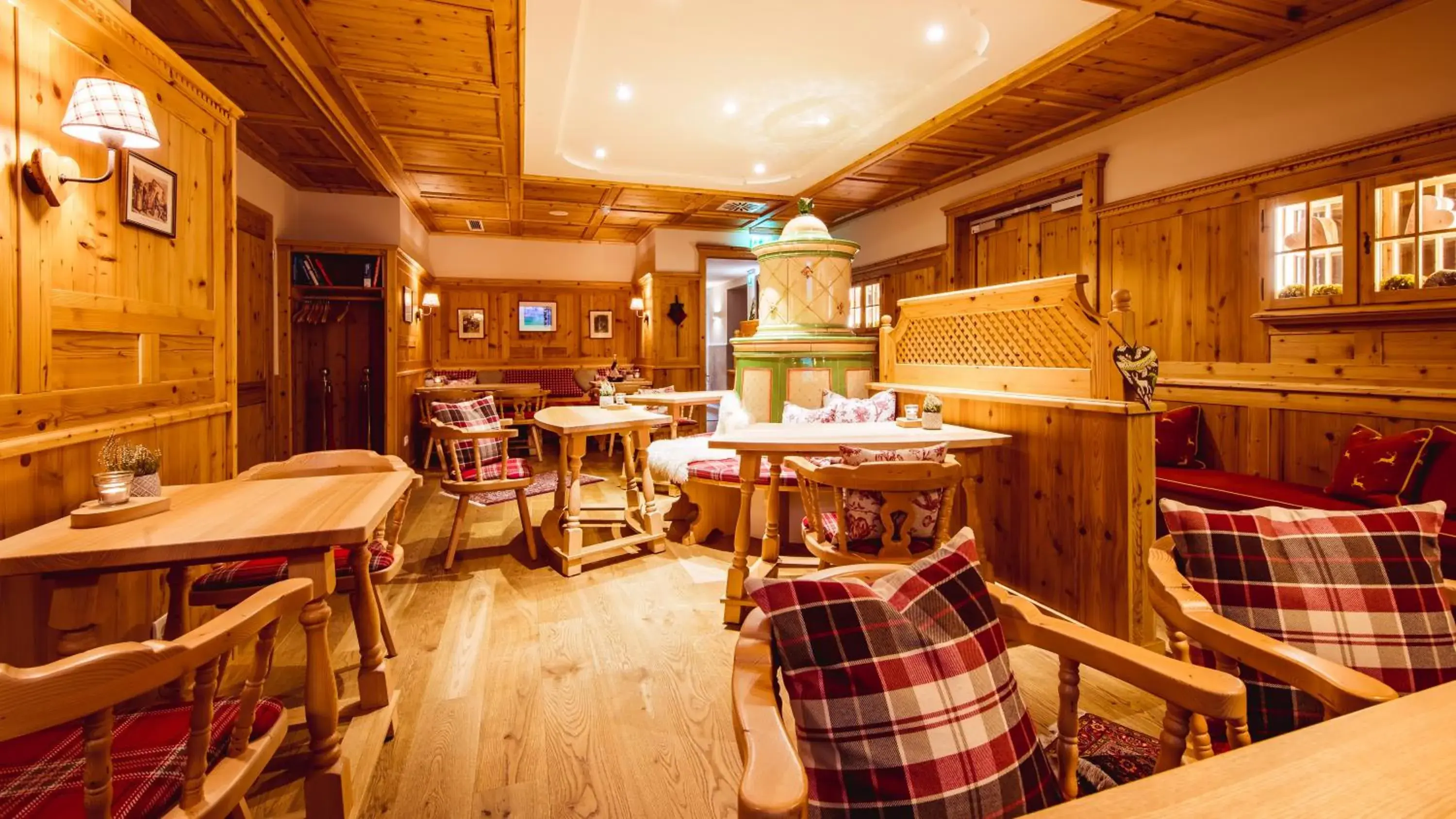 Lounge or bar in Landgasthof Hotel Gentner Lounge or bar in Landgasthof Hotel Gentner